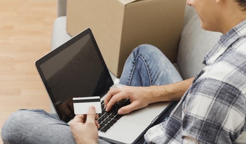 Atenção a fraudes e prazos garante segurança nas compras da Black Friday