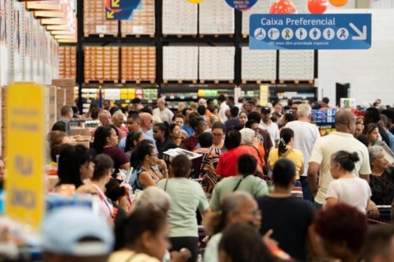 Assaí reduz alavancagem ao menor nível desde 2021 e avança em rentabilidade no 3T25