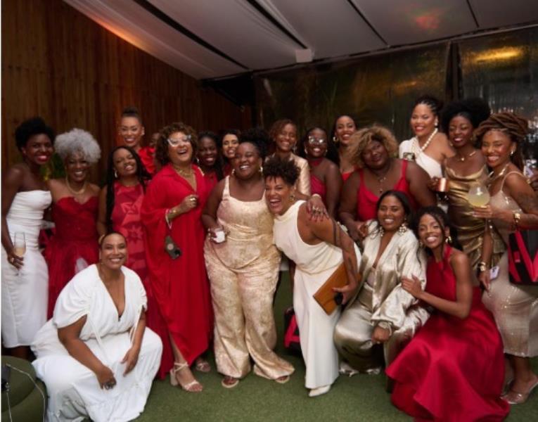 Avon marca presença como patrocinadora, pelo segundo ano consecutivo, no Natal das Pretas