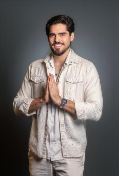Diogo Oliveira lança “Mãezinha do Céu” em tributo ao Círio de Nazaré