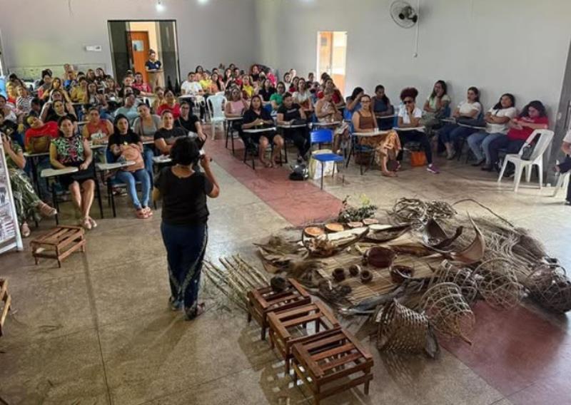 Educação Infantil de Capanema fortalece práticas pedagógicas sustentáveis em formação com professores da rede