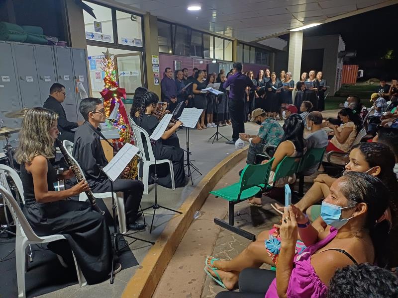 Pacientes renais crônicos celebram a magia do natal