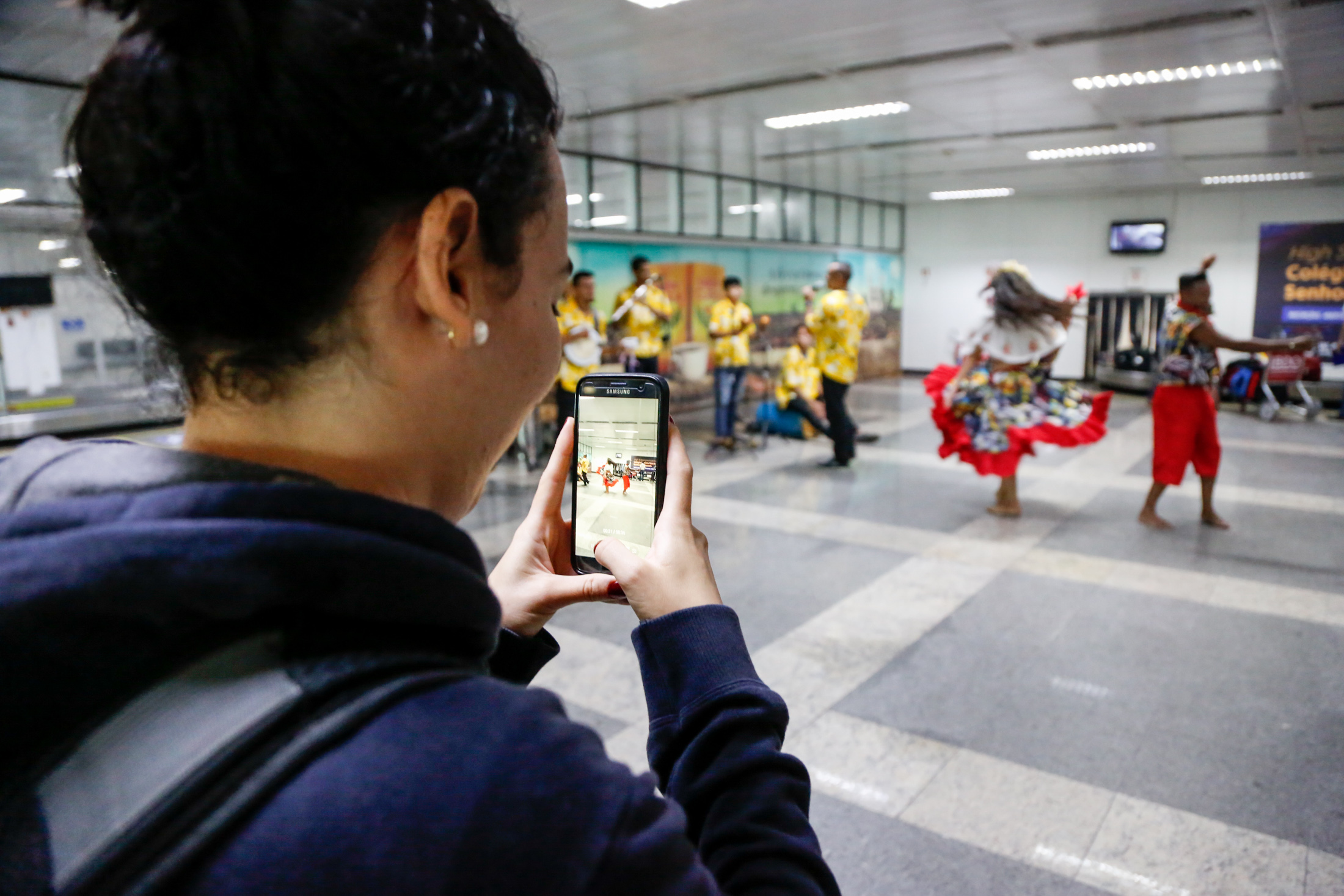 Receptivo da Prefeitura de Belém no Aeroporto acolhe turistas com festa e muita informação