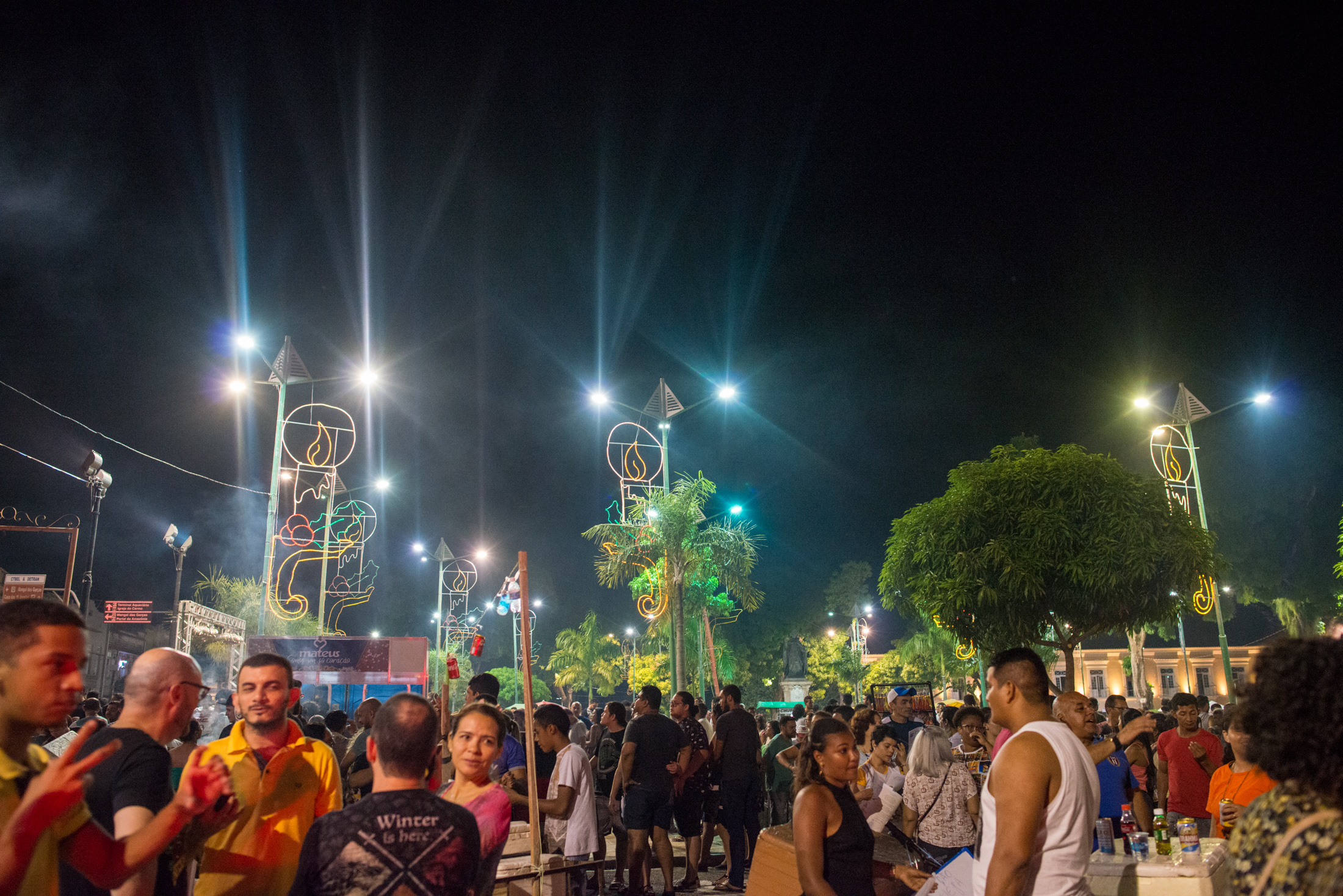 Centenas de pessoas festejam a diversidade no Auto do Círio 