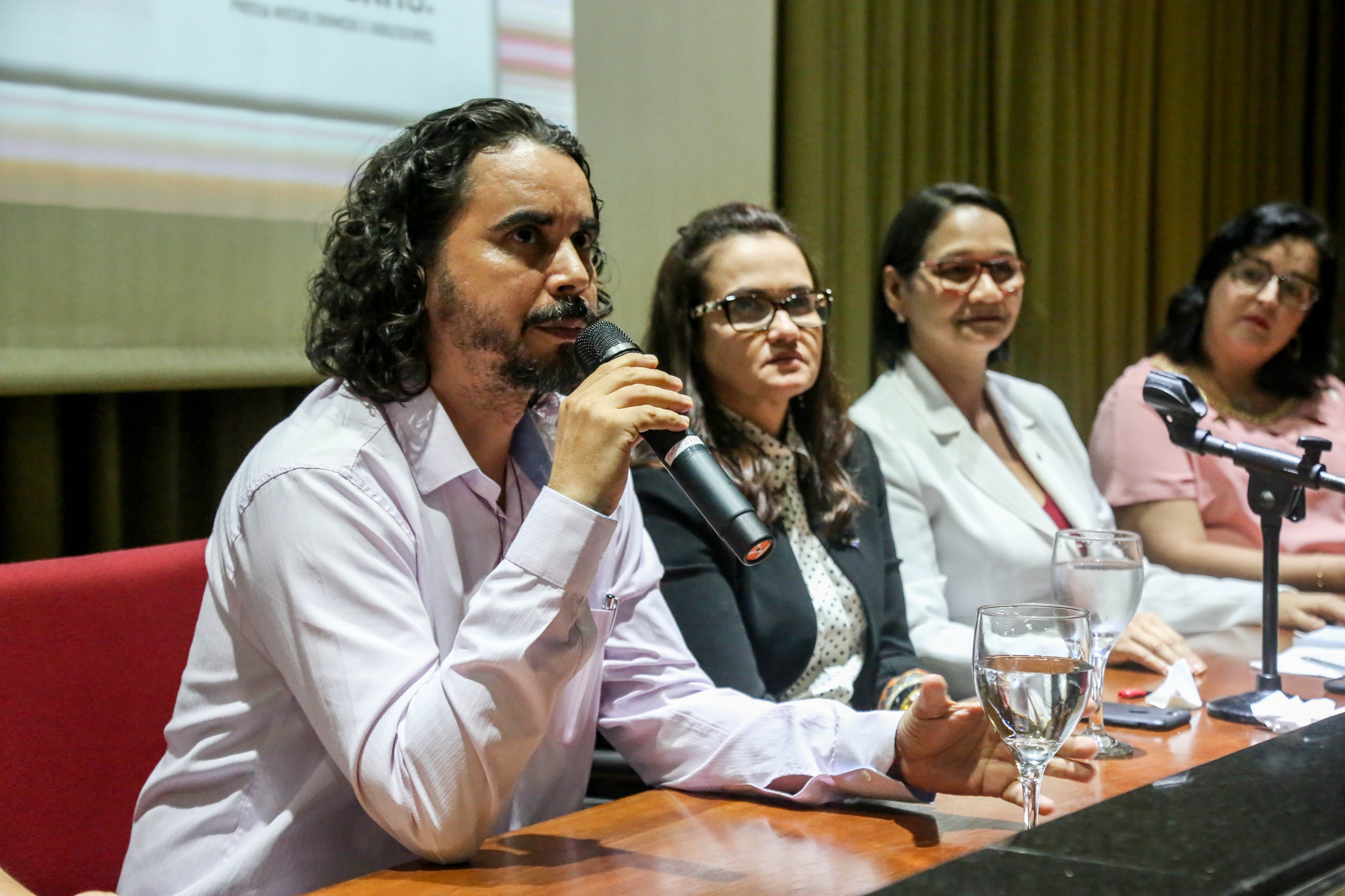Semana da Criança e do Adolescente é marcada por debate sobre a cultura de paz