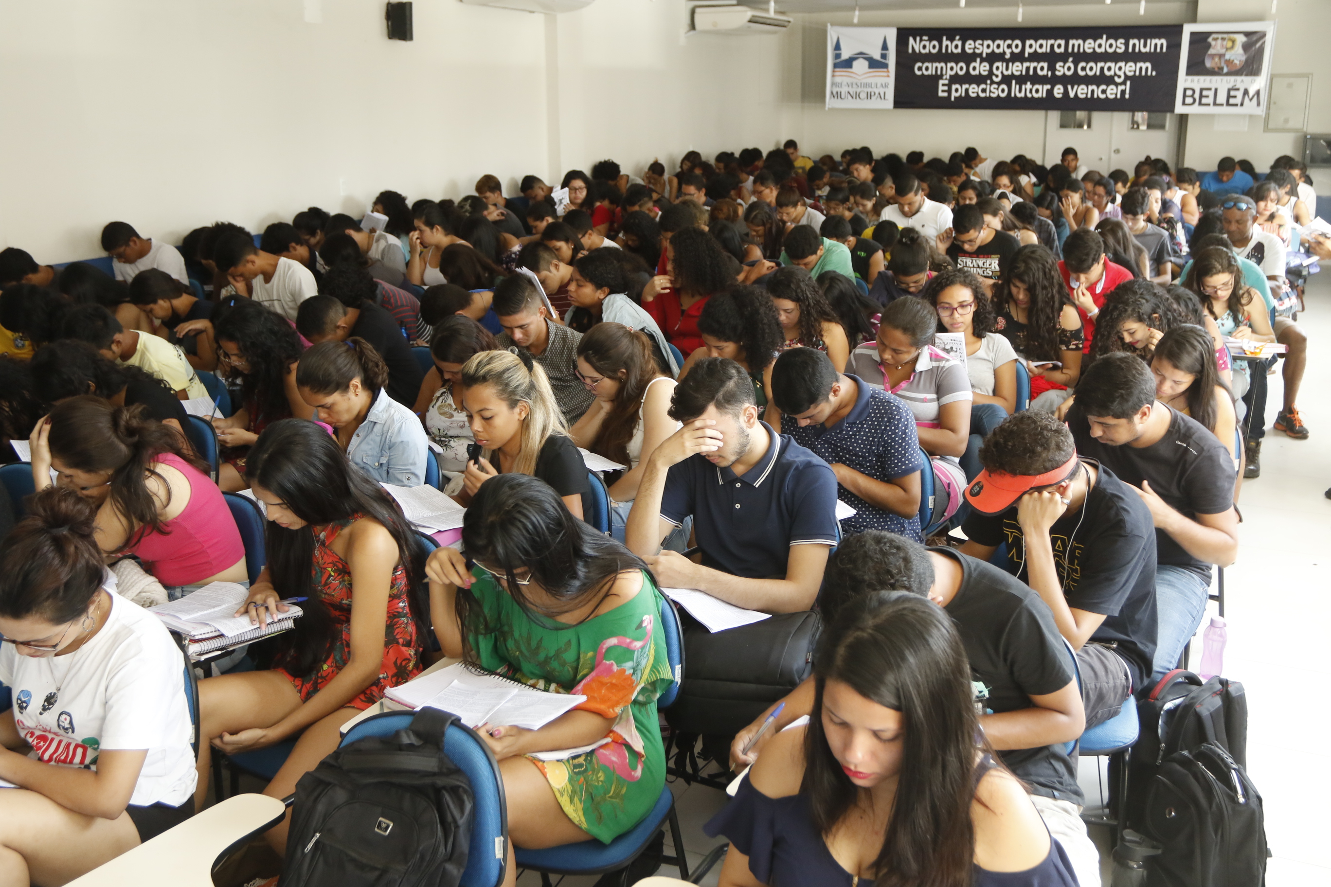 Biotecnologia é adicionada às disciplinas no Cursinho Pré-vestibular Municipal de Belém