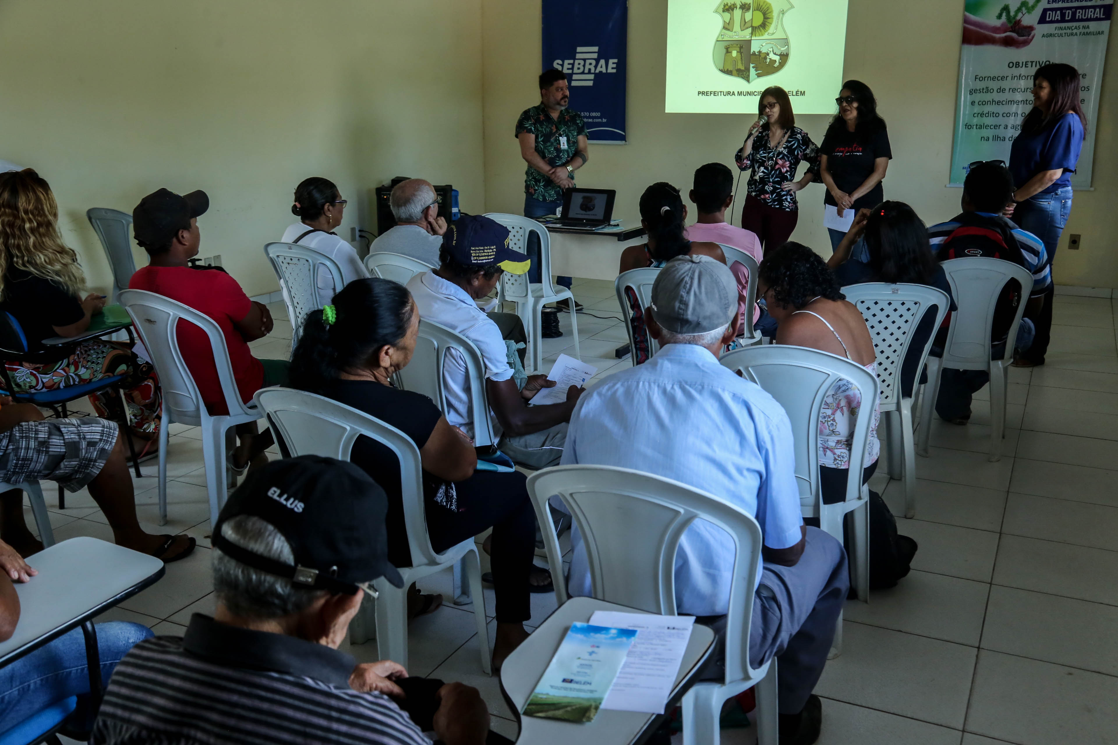 Prefeitura de Belém promove ciclo de palestras para produtores rurais de Mosqueiro