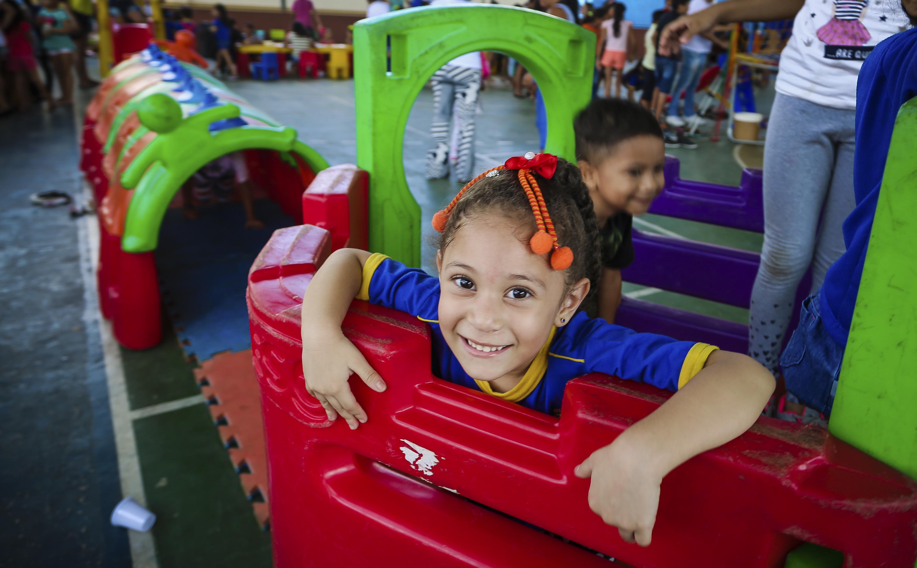 Escola Palmira Gabriel comemora o mês das crianças