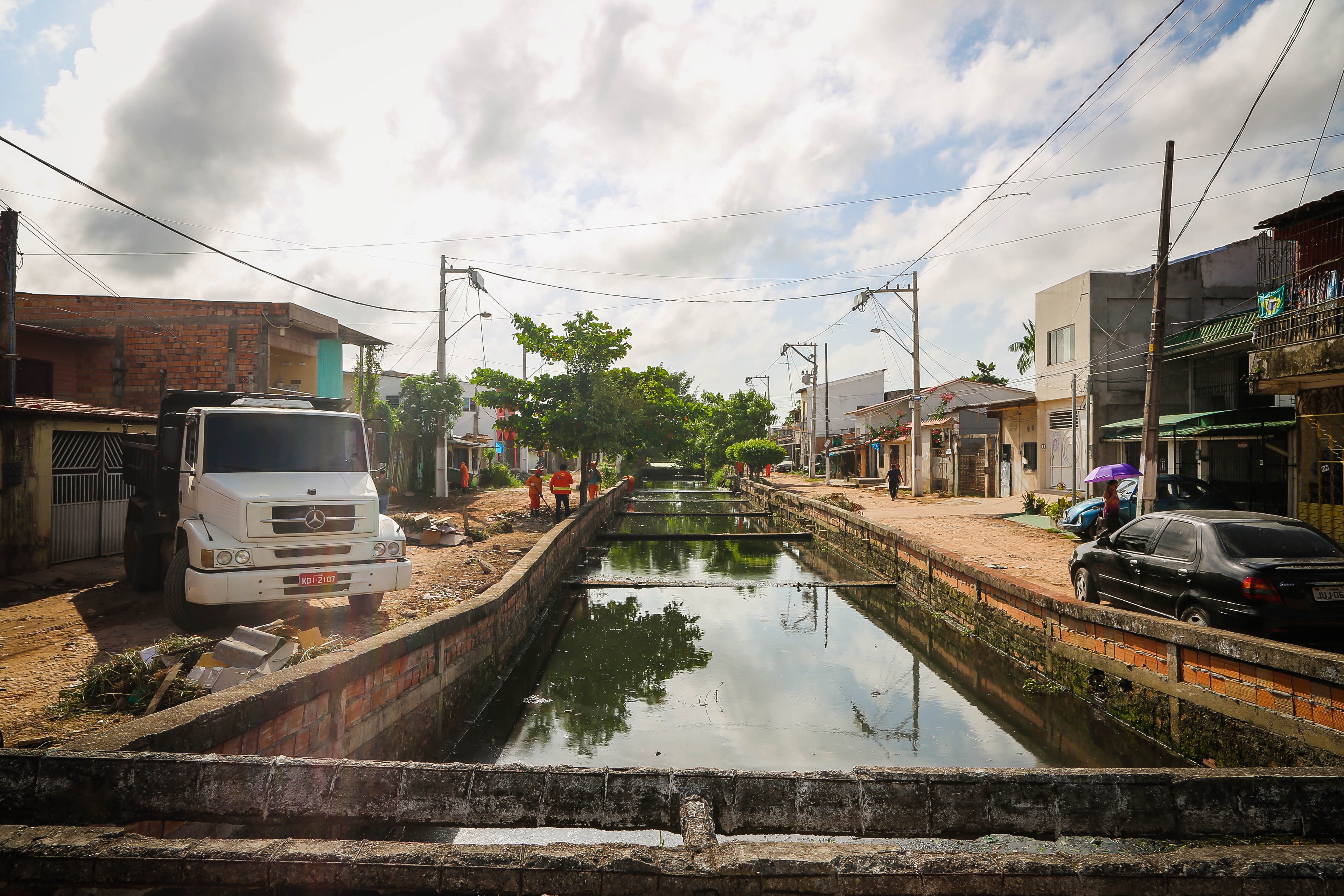 Bairro do Marco recebe obras para melhorar escoamento da água da chuva