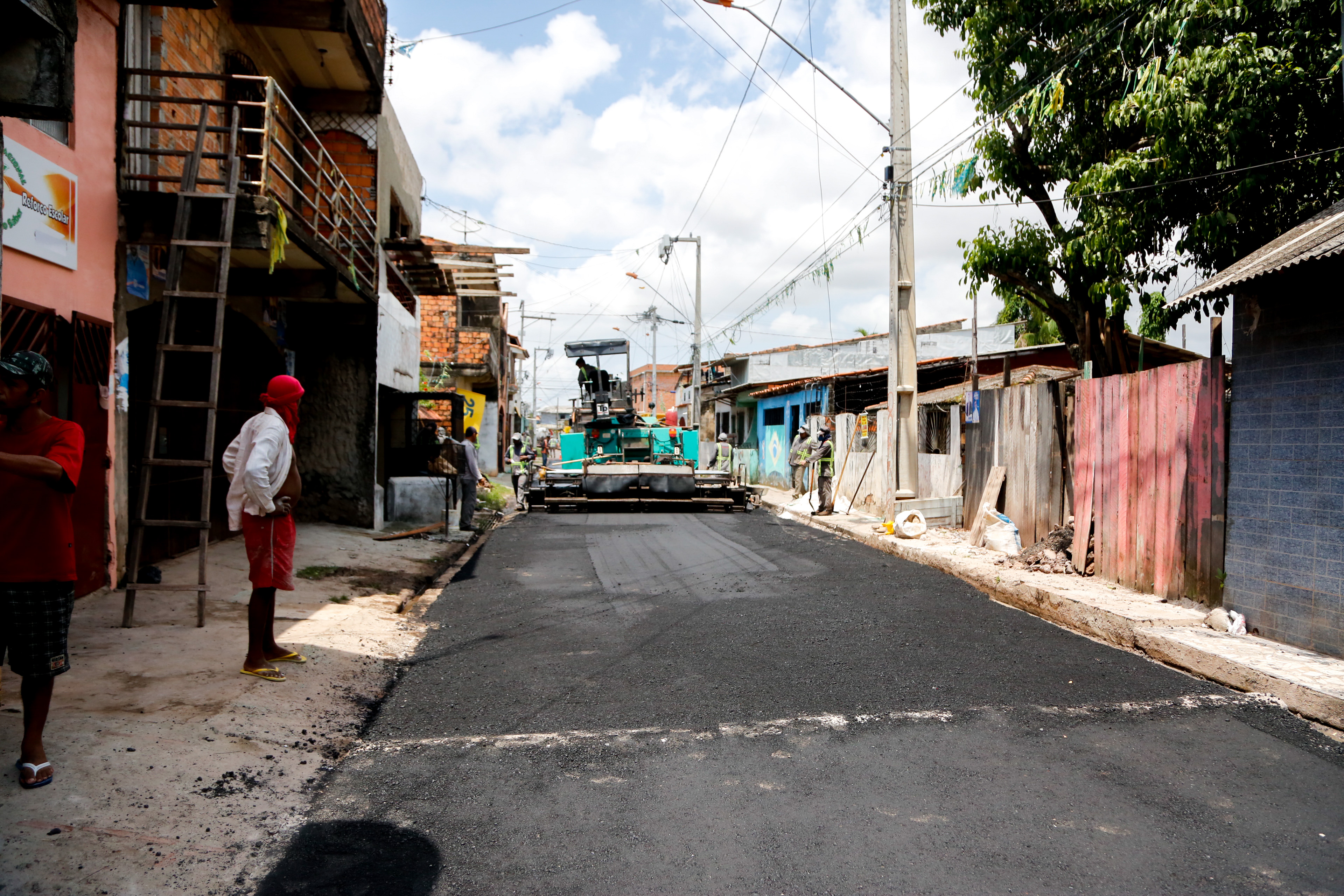 Obras de recapeamento asfáltico beneficiam moradores do Guamá