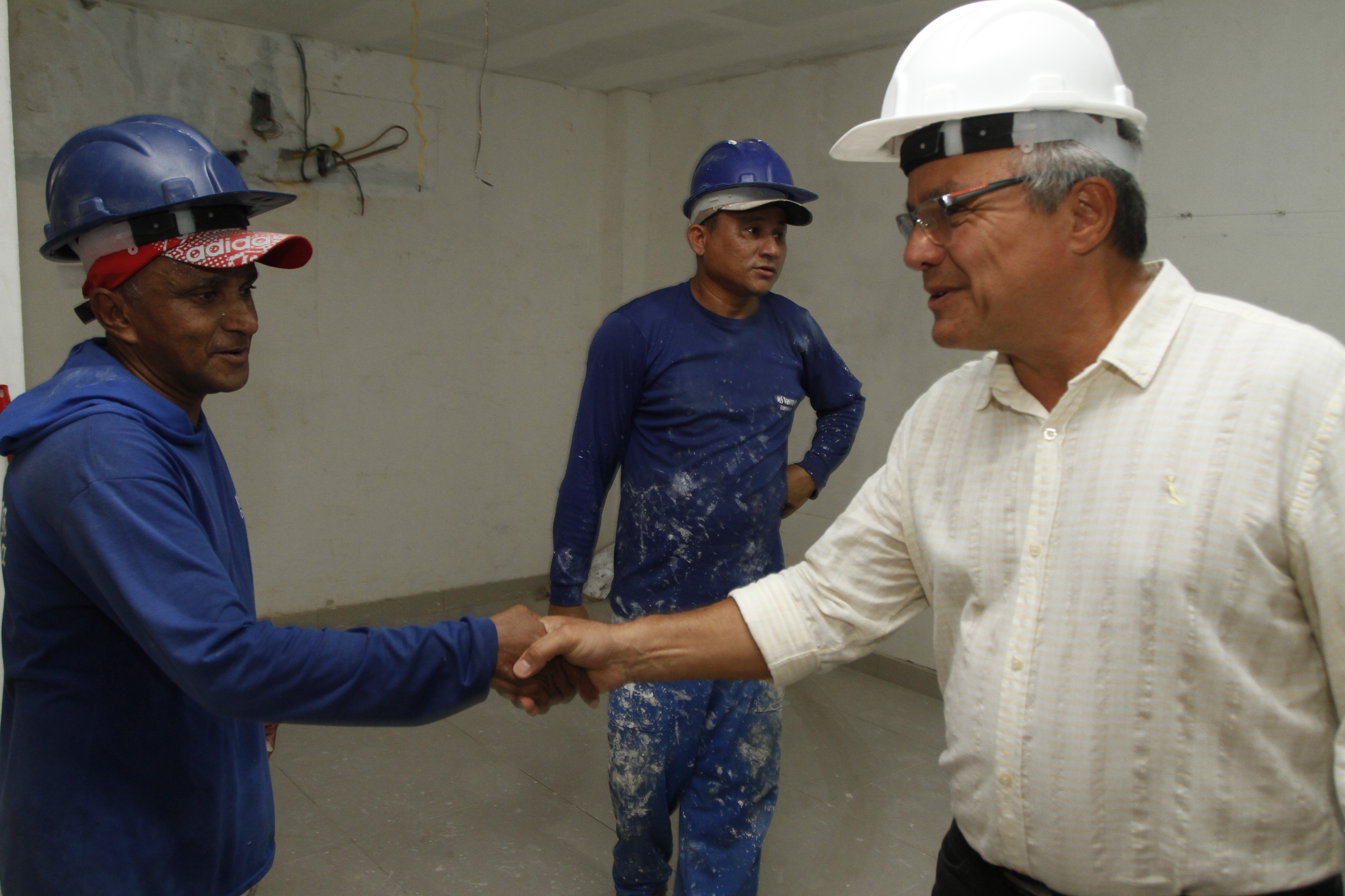 Obras de locais de atendimento à saúde estão em ritmo acelerado 