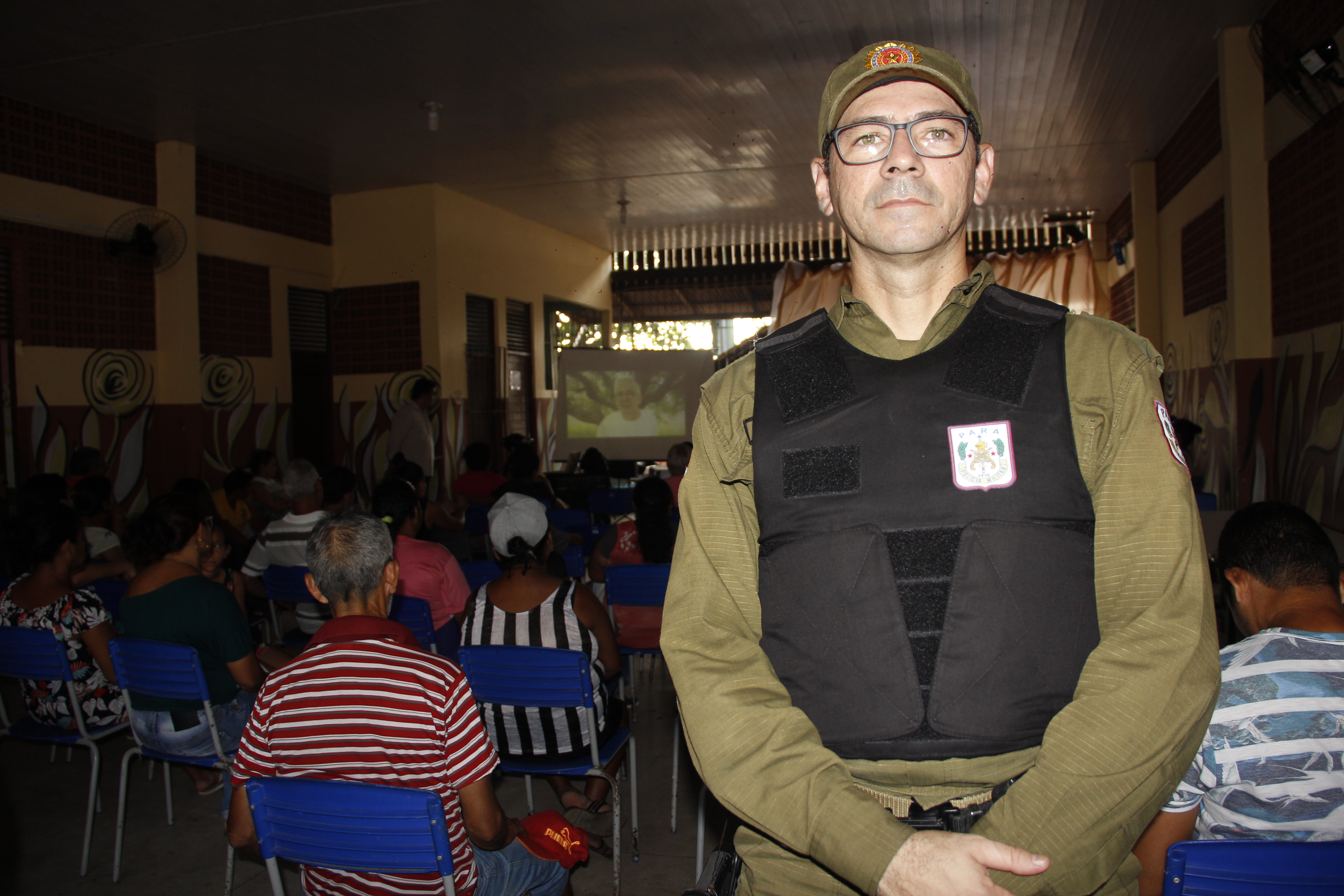 Em Icoaraci, encontro sobre violência na escola reúne pais, alunos e professores