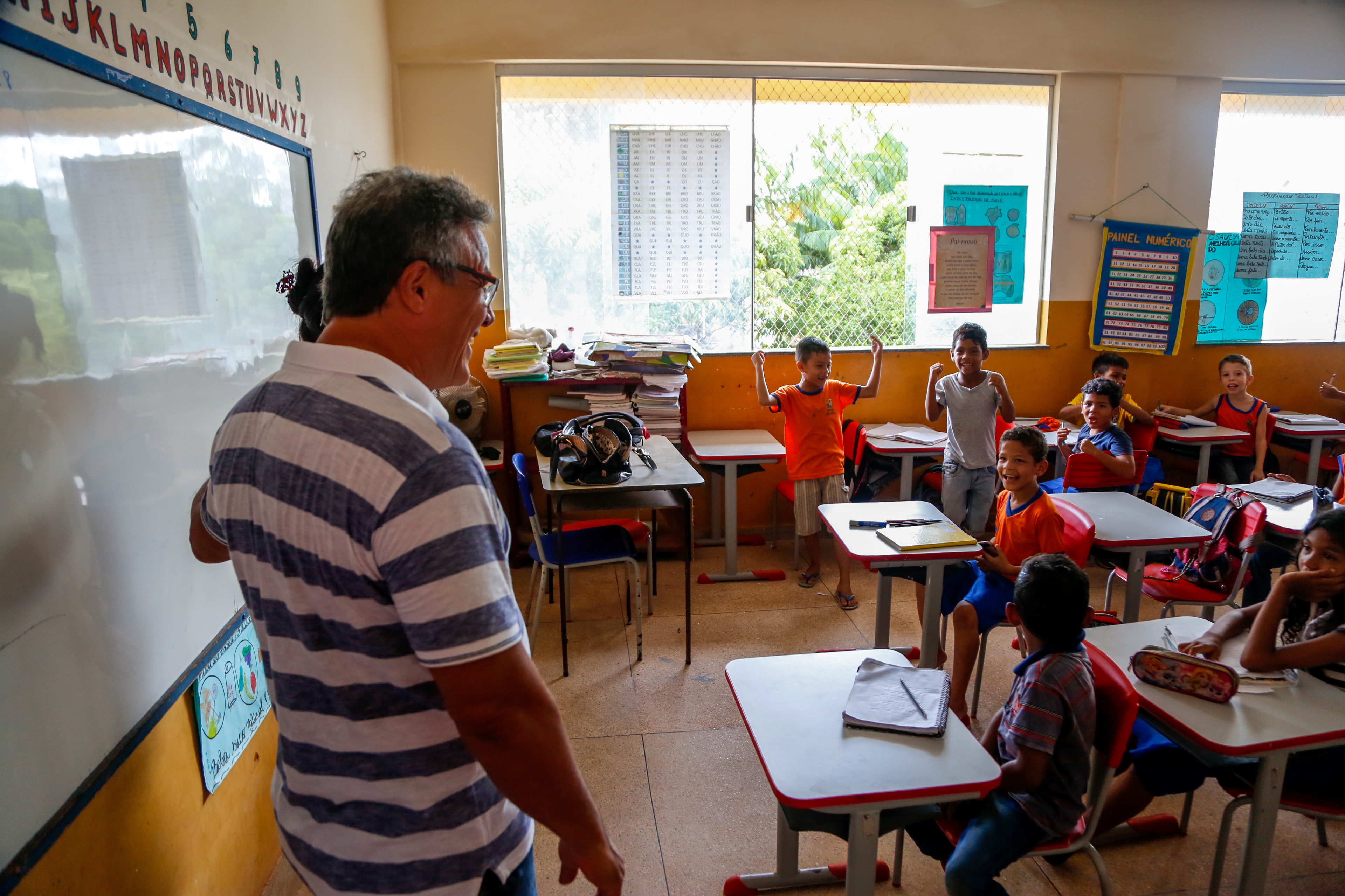 Obras de drenagem e pavimentação avançam nos bairros da Pratinha e Bengui