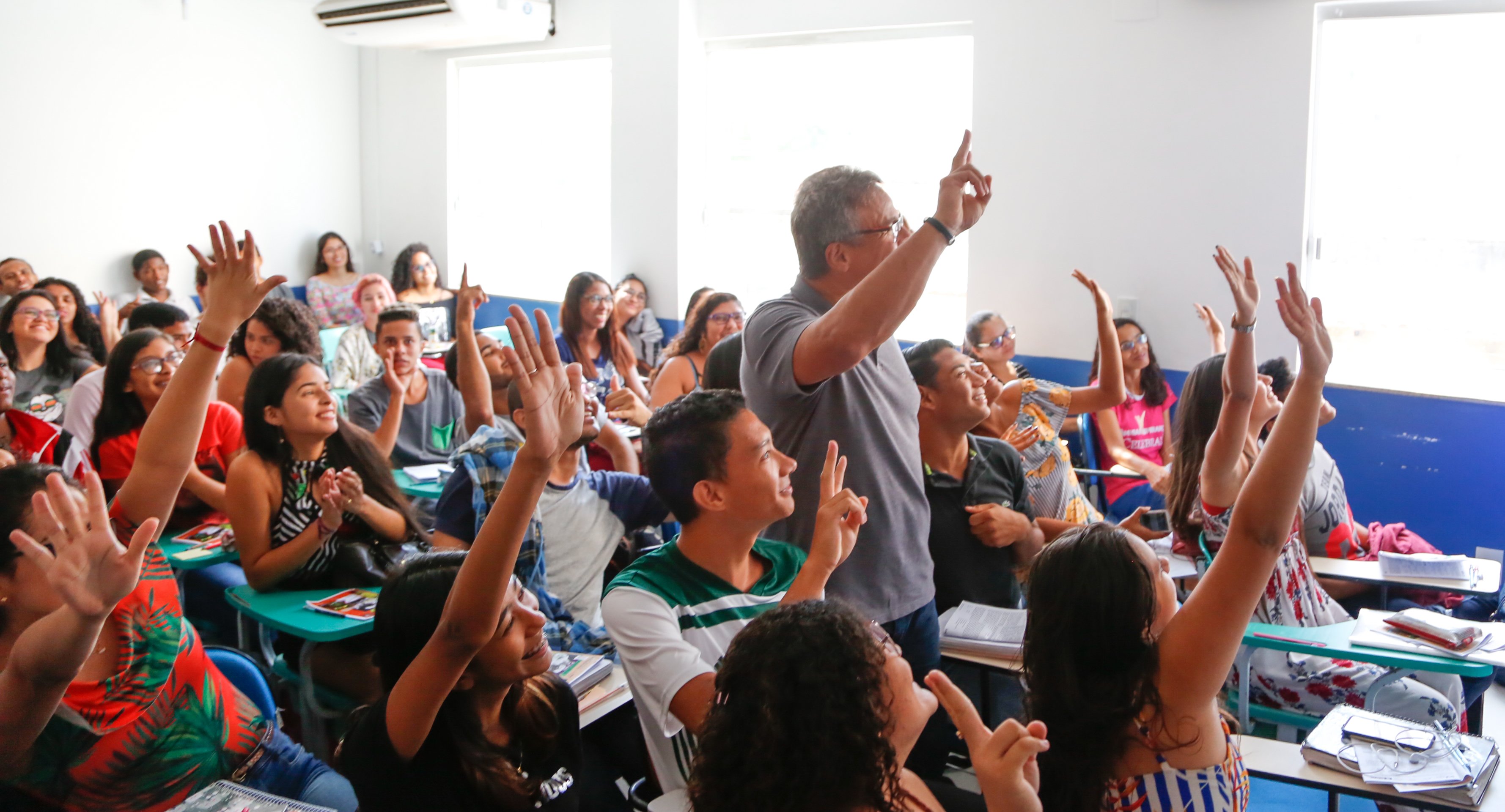 Pré-vestibular Municipal promove maratona de aulas para o Enem