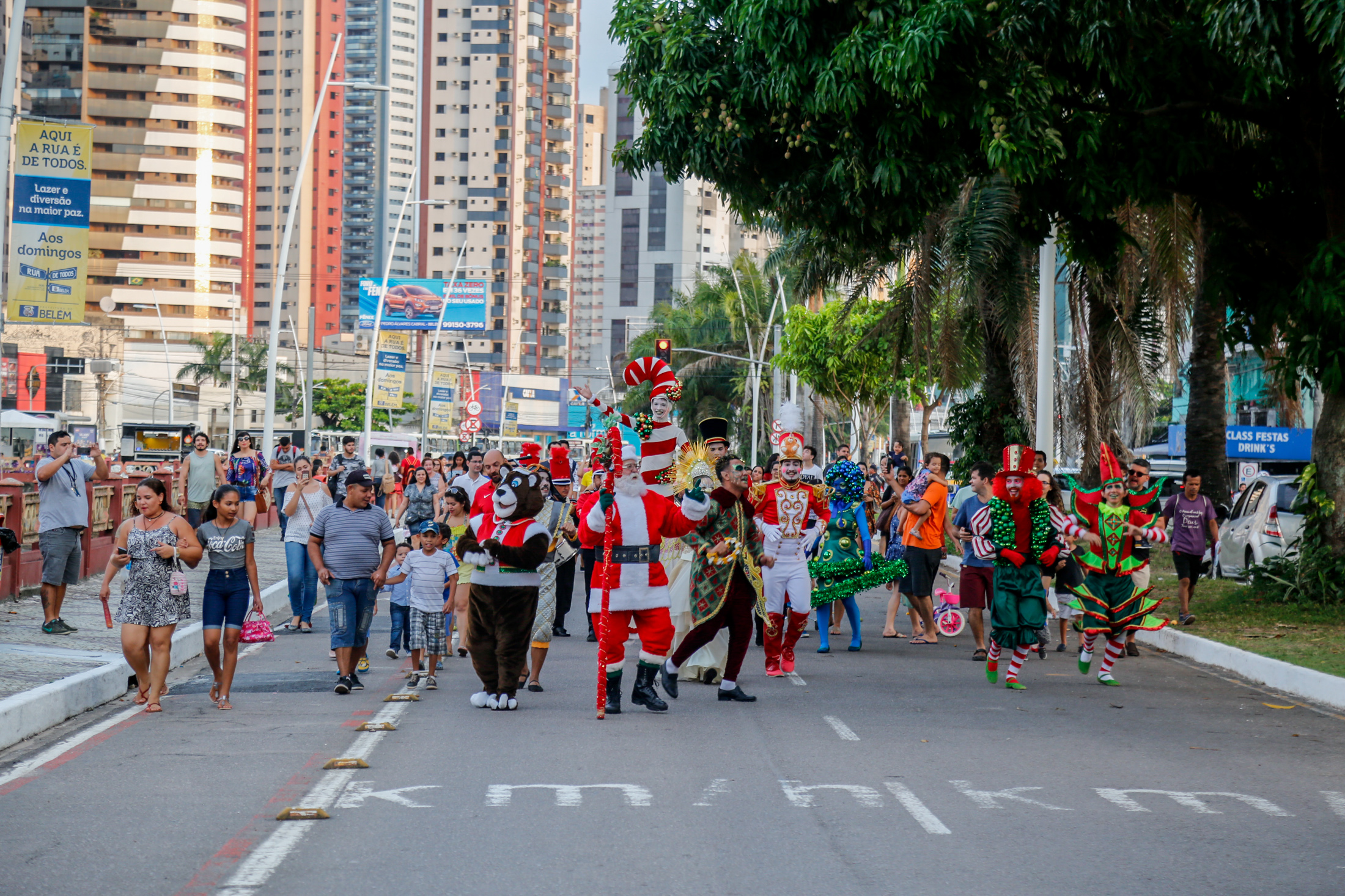 “Rua de Todos” deste domingo recebeu a Parada de Natal
