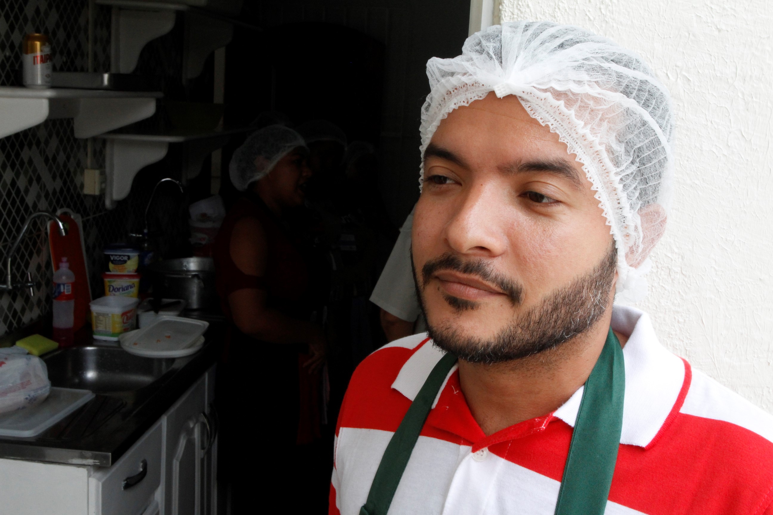 Curso de culinária é nova oportunidade de qualificação para moradores da Cremação