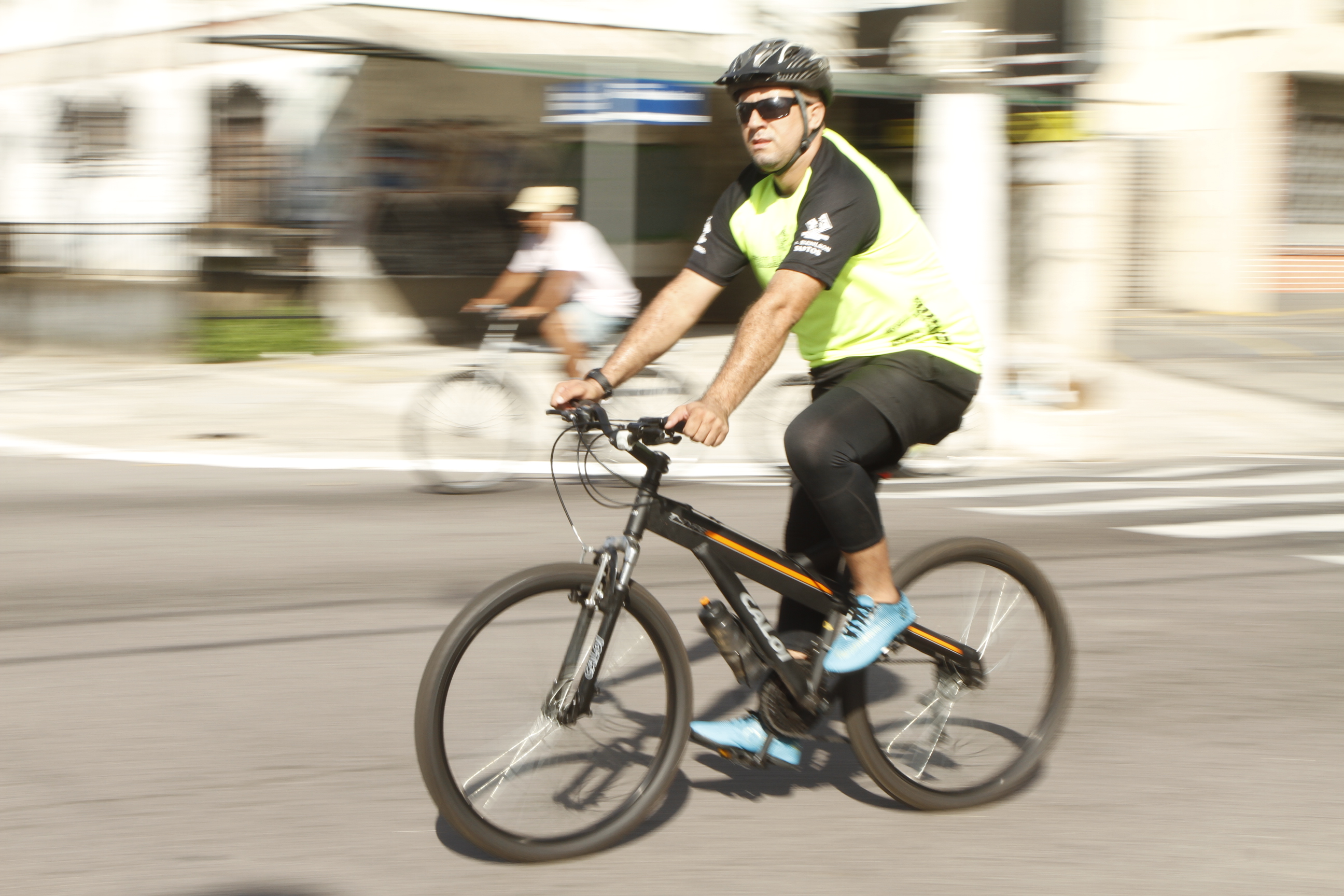 Movimenta Liberal leva ciclistas, skatistas e patinadores às ruas de Belém