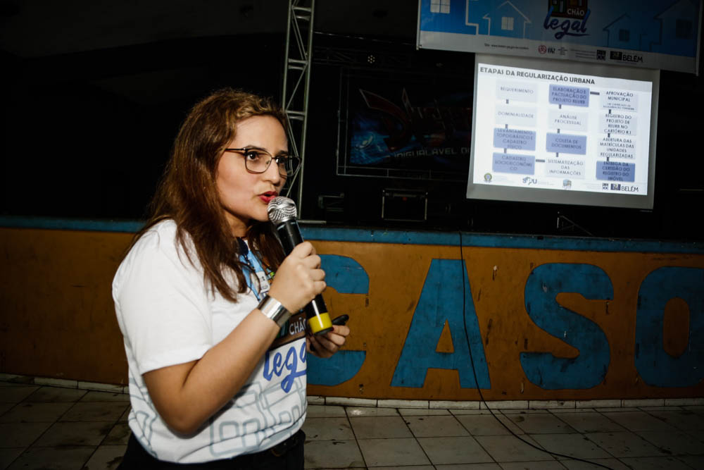 Moradores da Sacramenta recebem orientação sobre regularização fundiária dos imóveis