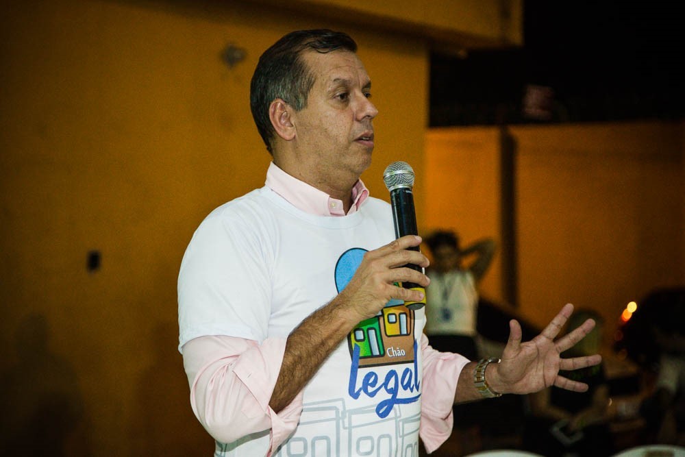 Moradores da Sacramenta recebem orientação sobre regularização fundiária dos imóveis