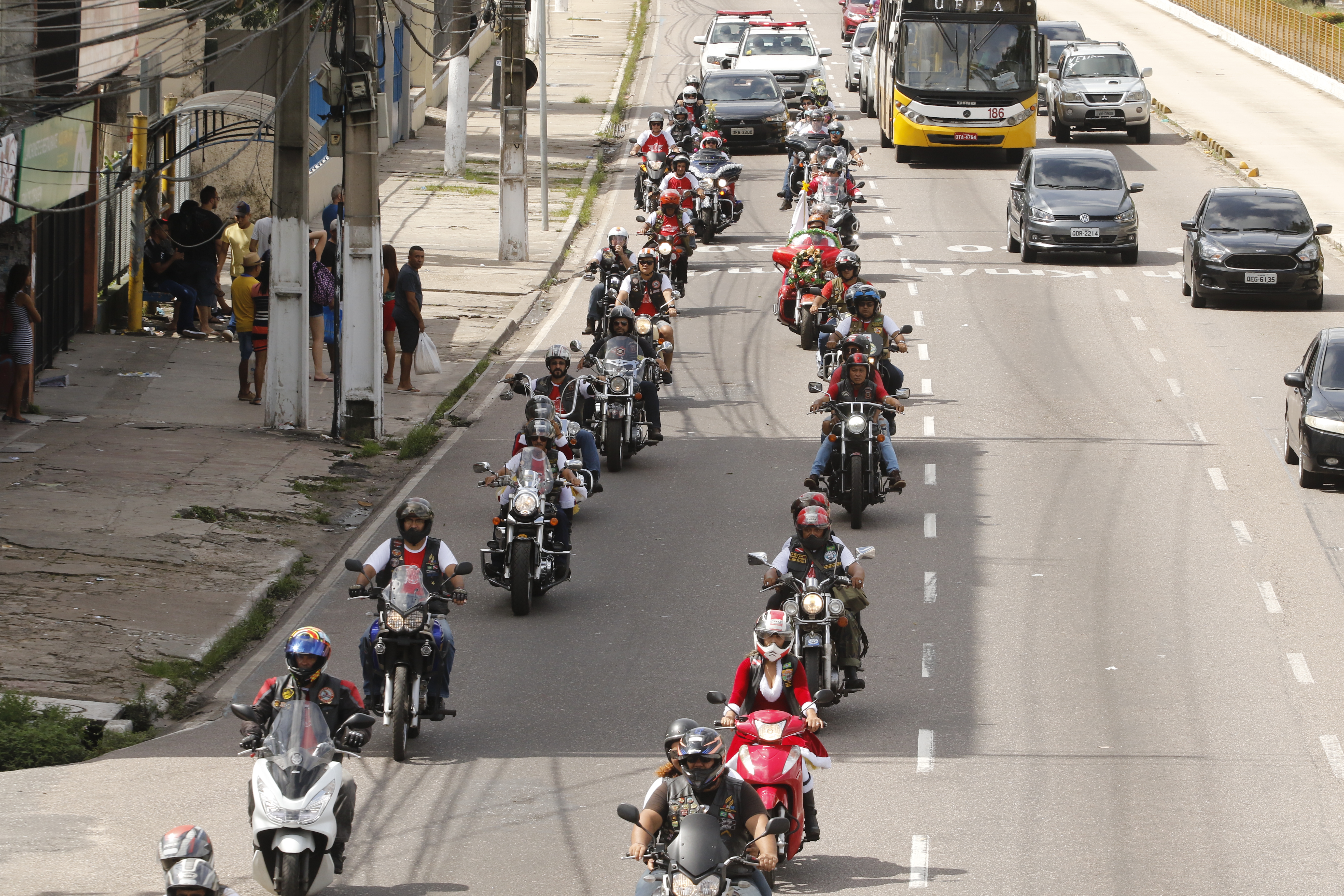 Prefeitura apoia evento social natalino da Fundação Pestalozzi