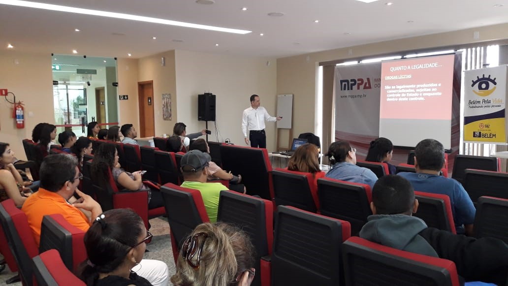 Prefeitura promove curso de Prevenção ao Uso Indevido de Álcool e Drogas