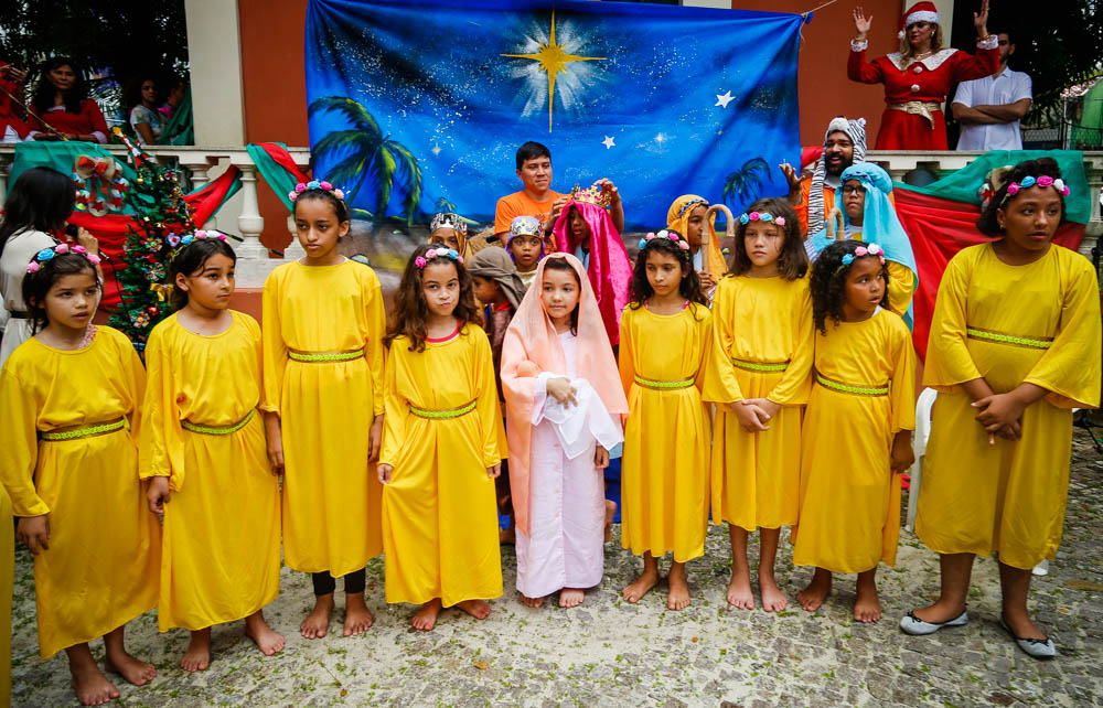 Auto de Natal do Crie reúne centenas de crianças no Horto Municipal