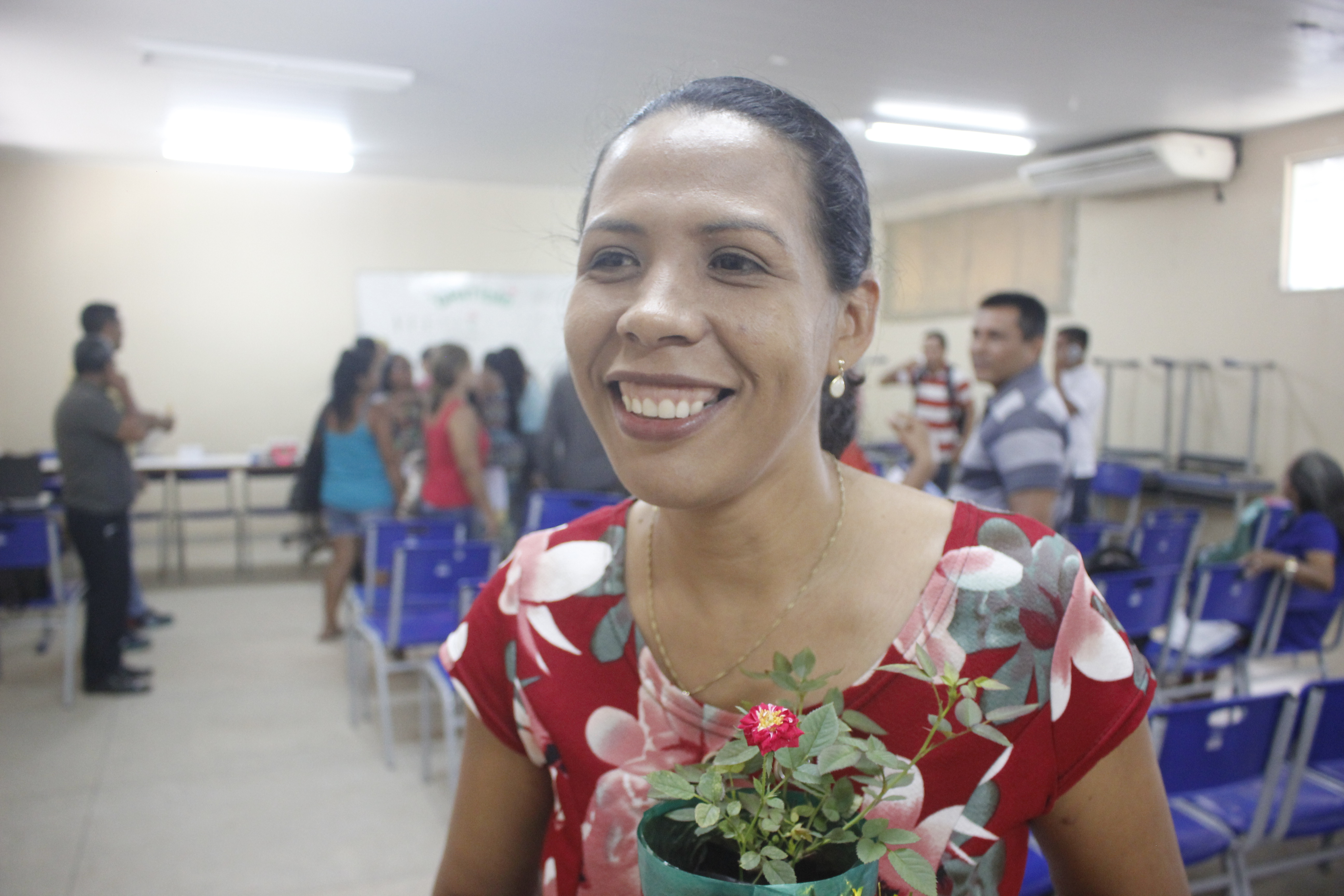 Prefeitura de Belém leva qualificação e certifica comerciantes de Outeiro