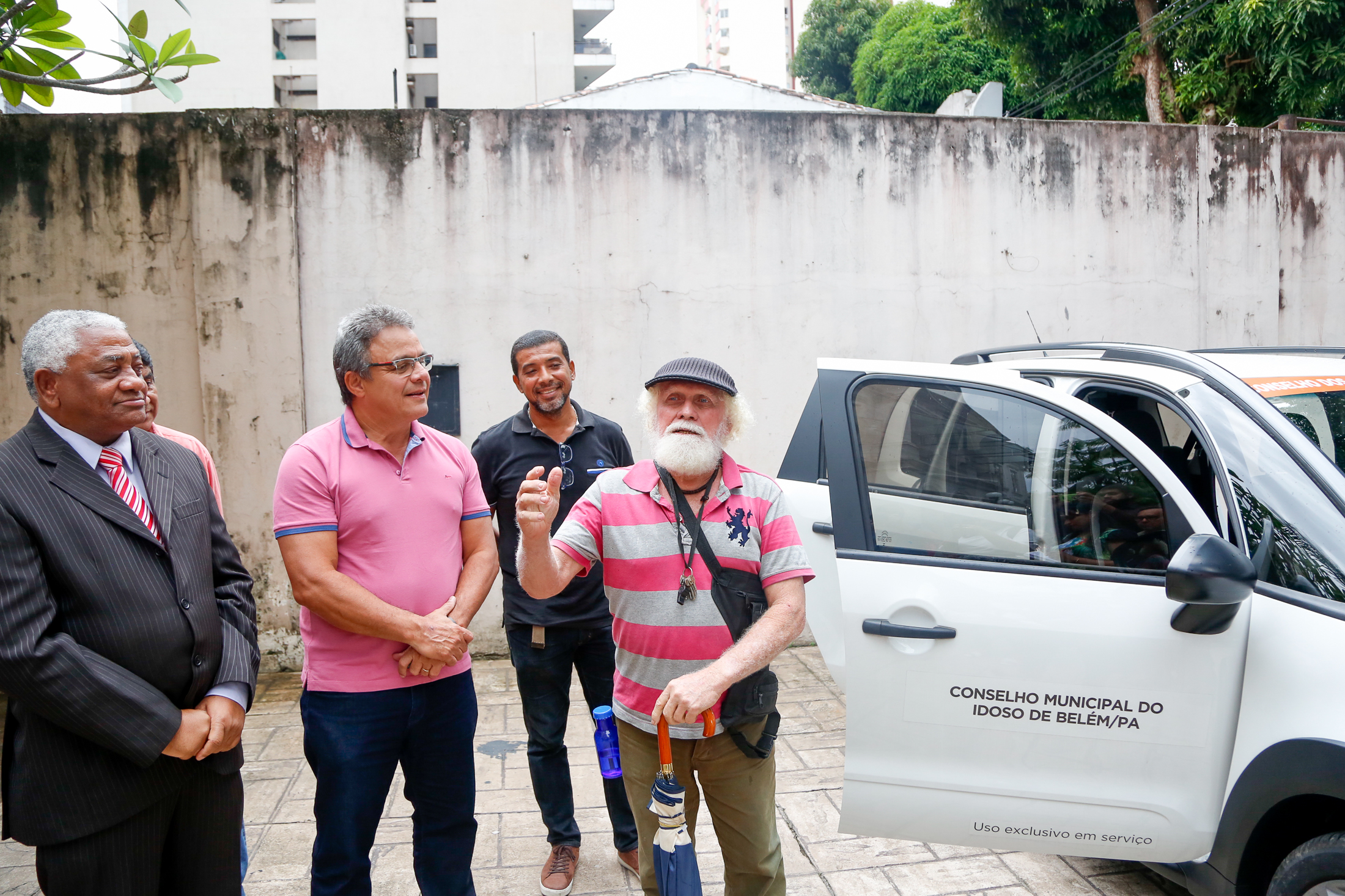 Prefeitura de Belém faz entrega de veículo ao Conselho Municipal do Idoso