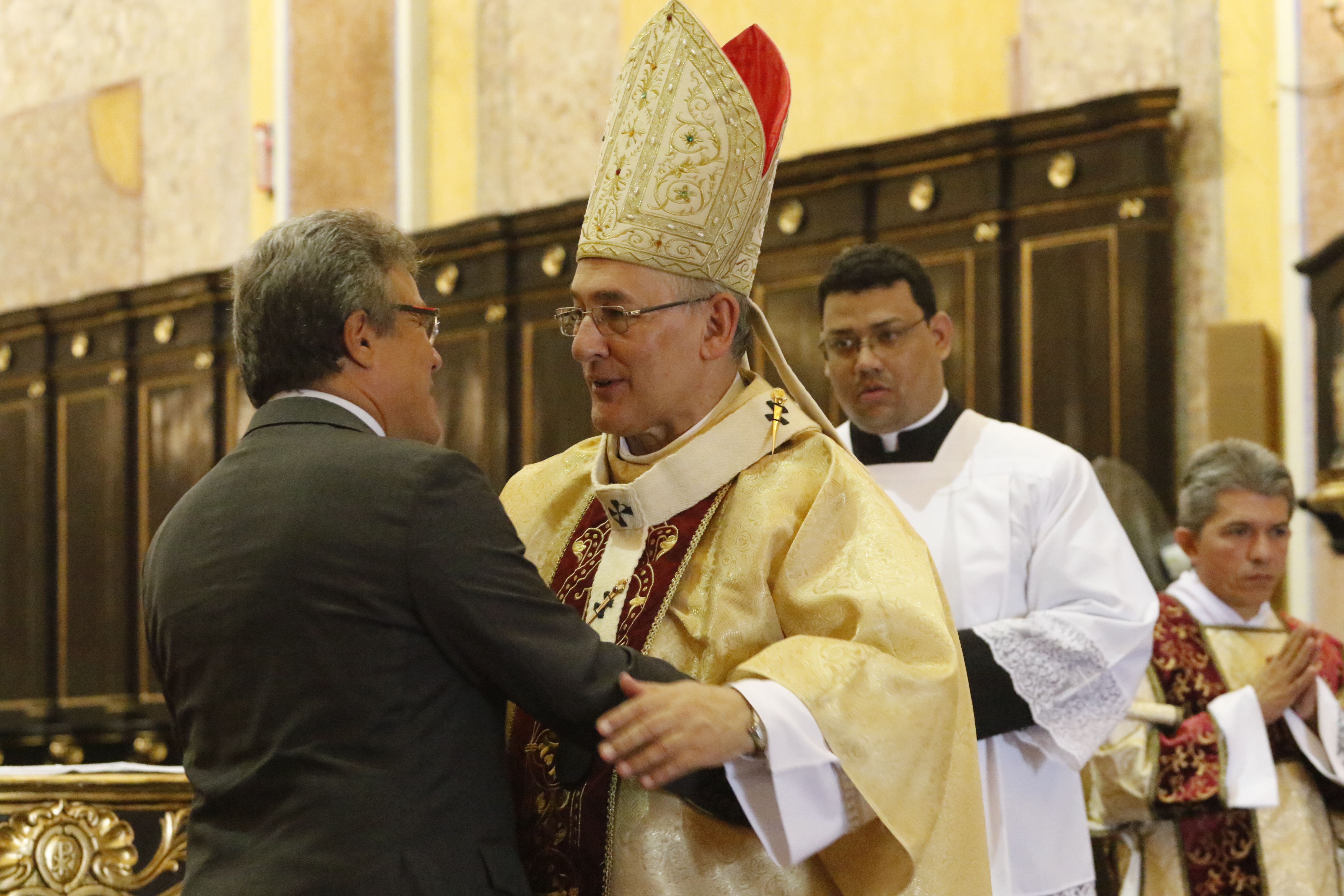 Belém celebra 403 anos de fundação com bolo de 20 metros e muitas bênçãos
