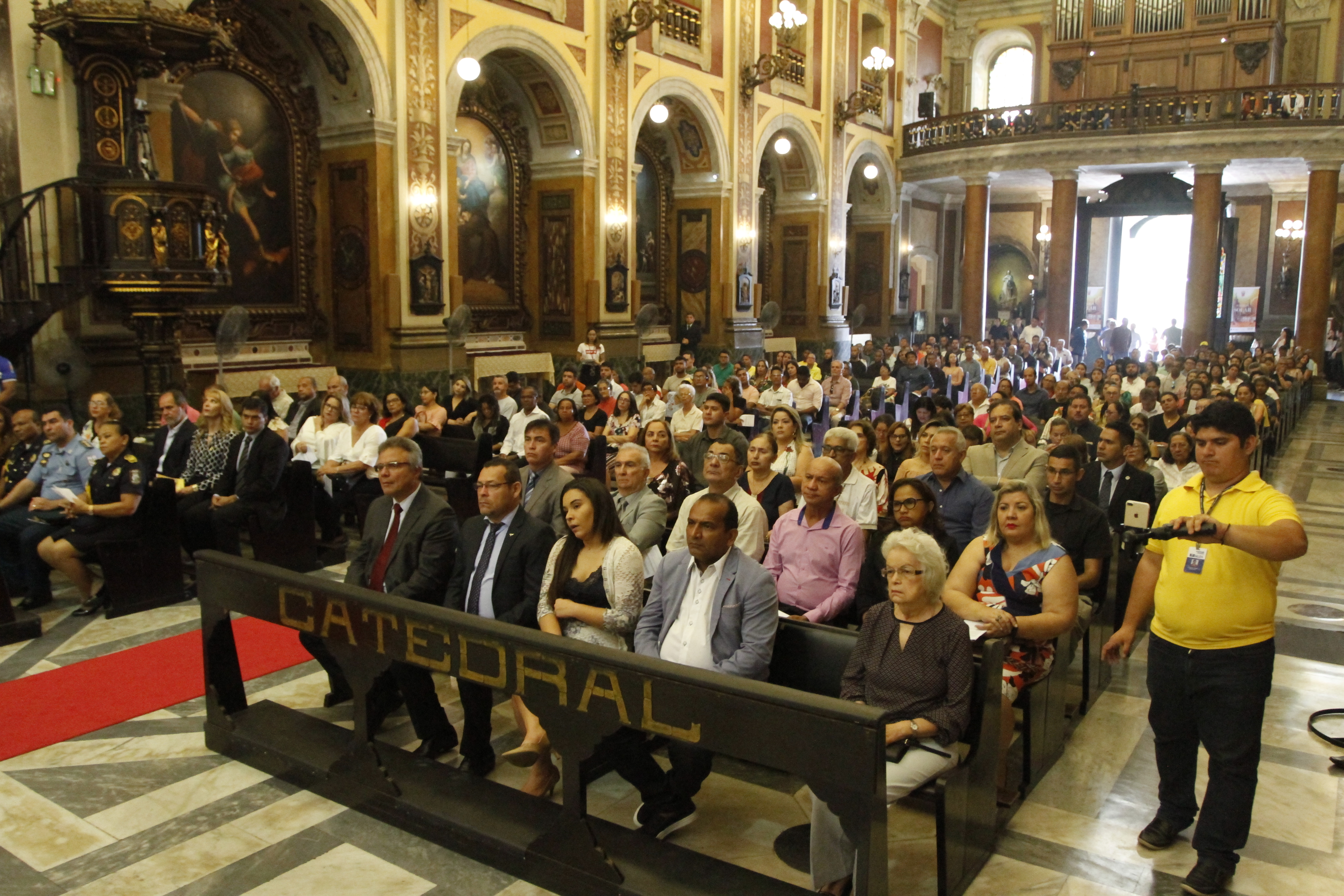 Belém celebra 403 anos de fundação com bolo de 20 metros e muitas bênçãos