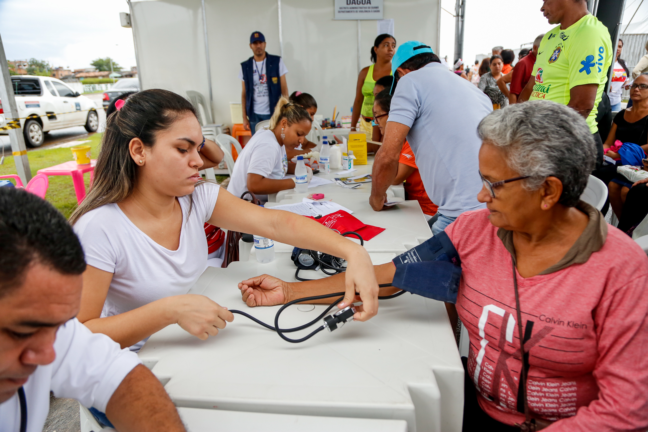 Prefeitura de Belém participa de evento levando serviços à comunidade