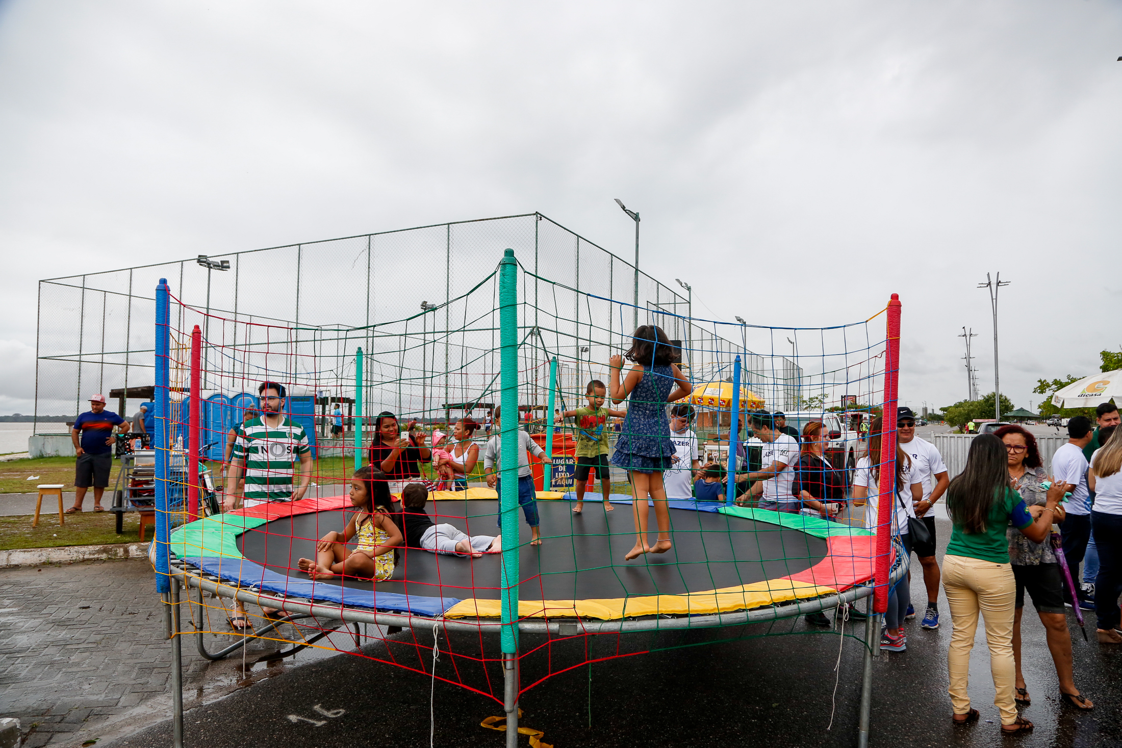 Prefeitura de Belém participa de evento levando serviços à comunidade