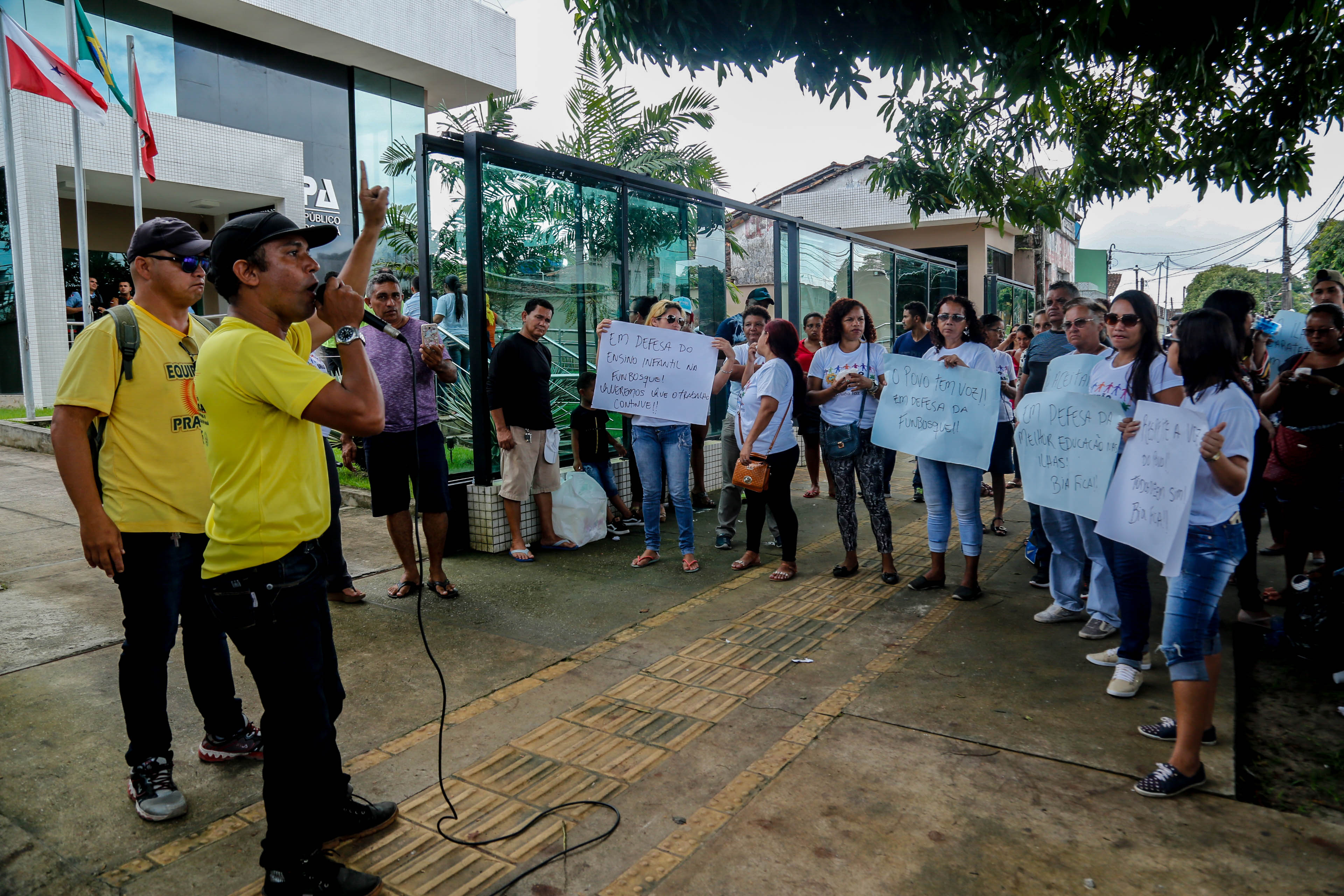 Comunidade de Outeiro se mobiliza em defesa da Escola Bosque