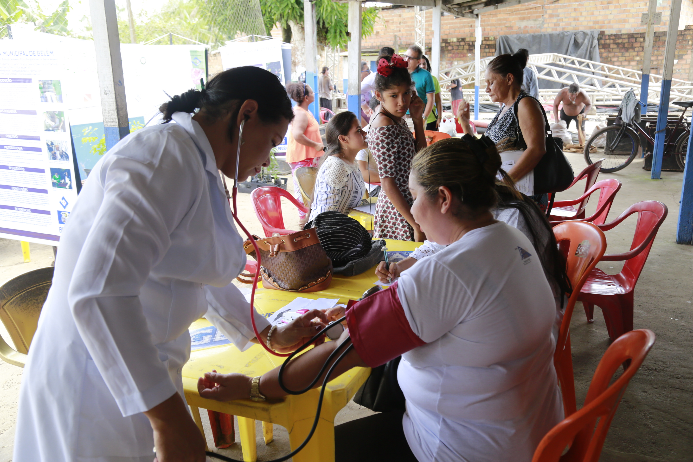 Comunidade Fidélis, em Outeiro, recebe diversas ações de cidadania