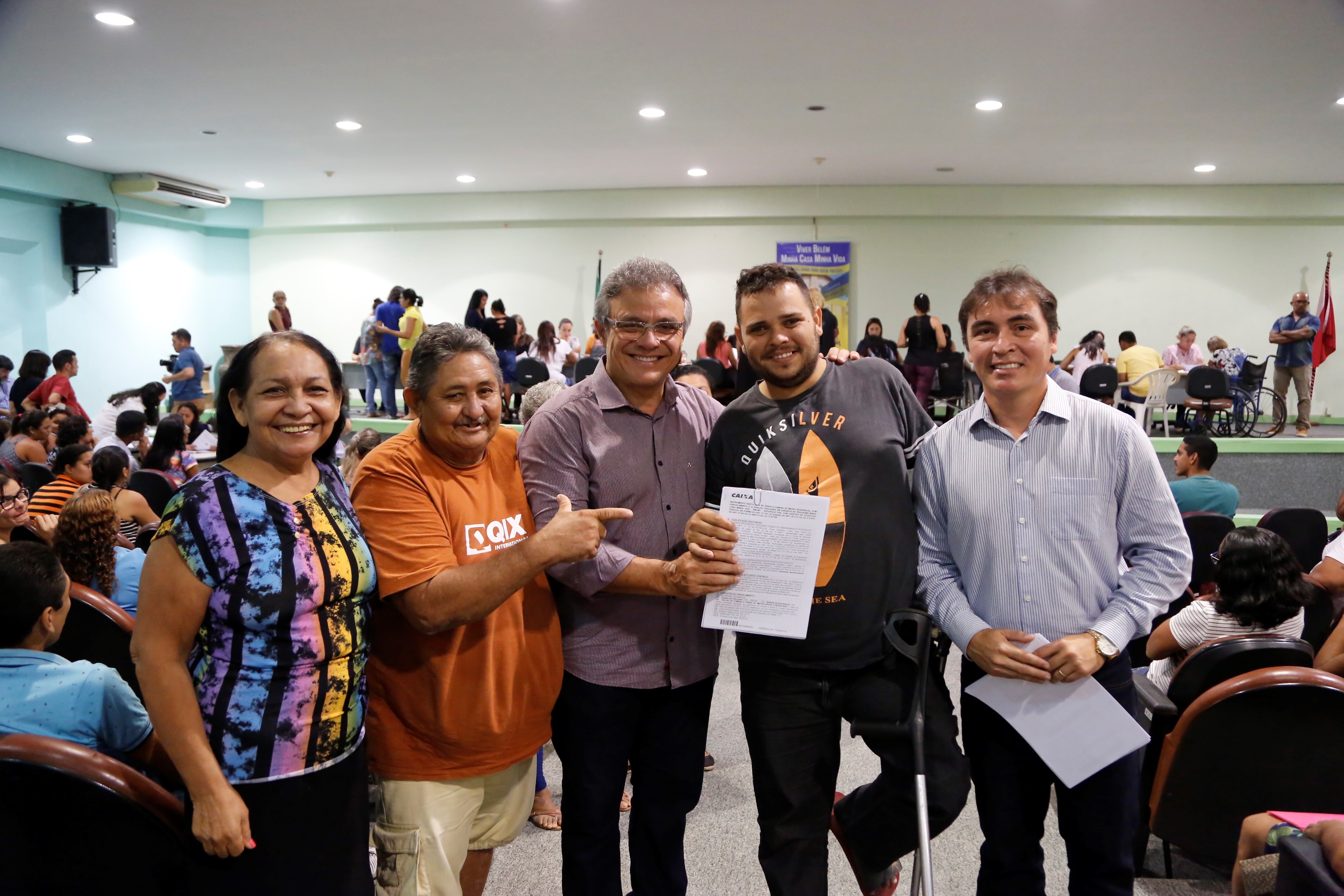 Prefeitura de Belém assina contratos com contemplados no residencial Portal do Tenoné