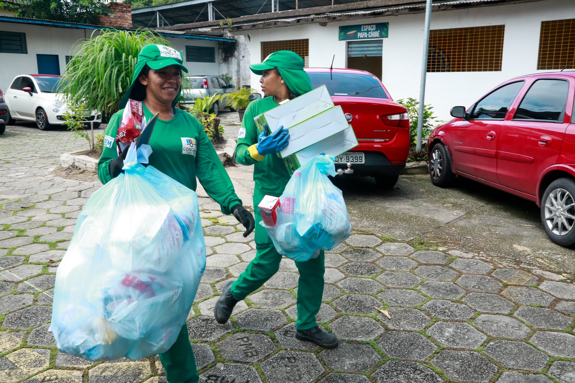Secretarias municipais separam o lixo e dão exemplo de cuidado com o meio ambiente