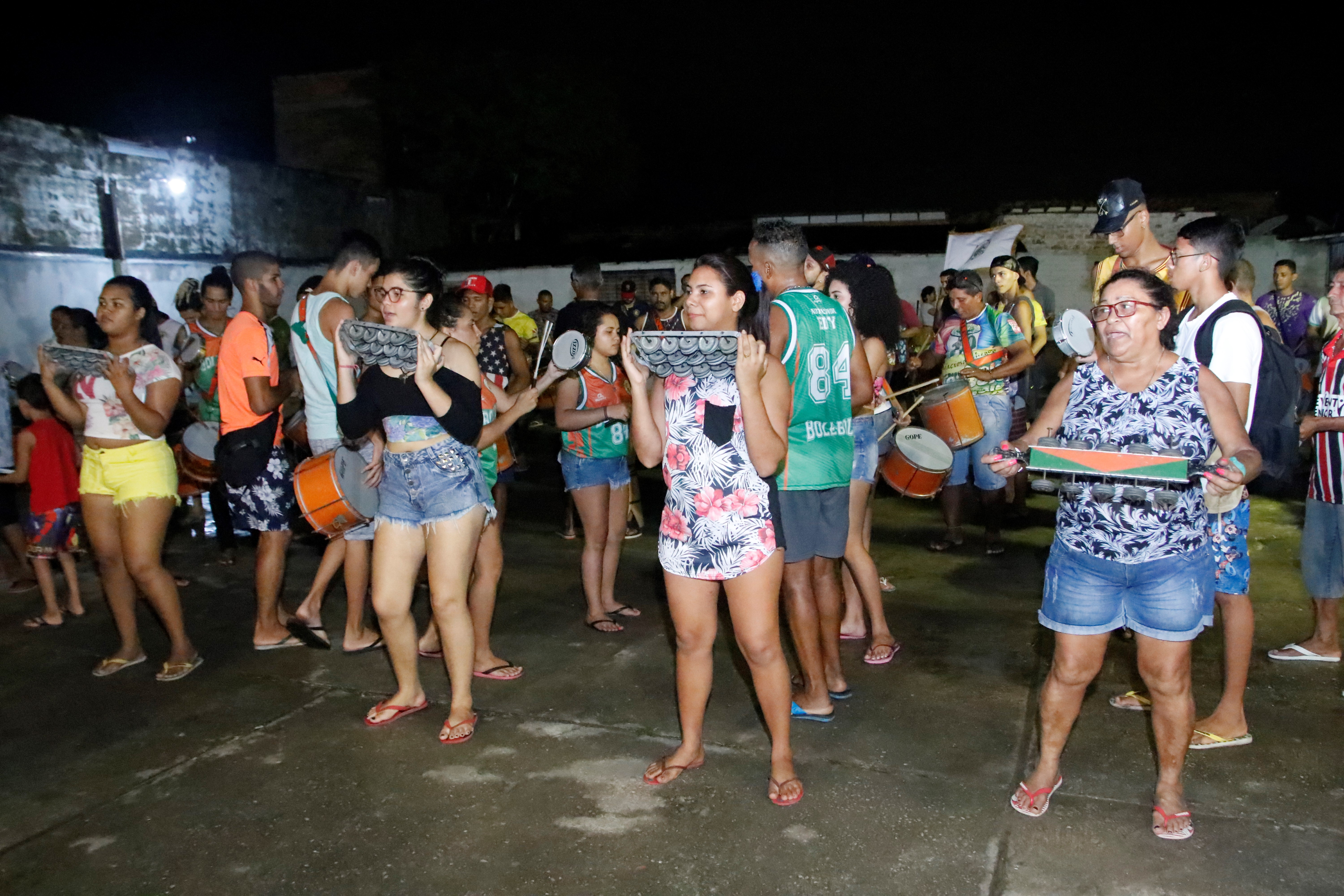 Escola de Samba Bole-Bole apresenta o enredo “GuamÁfrica”