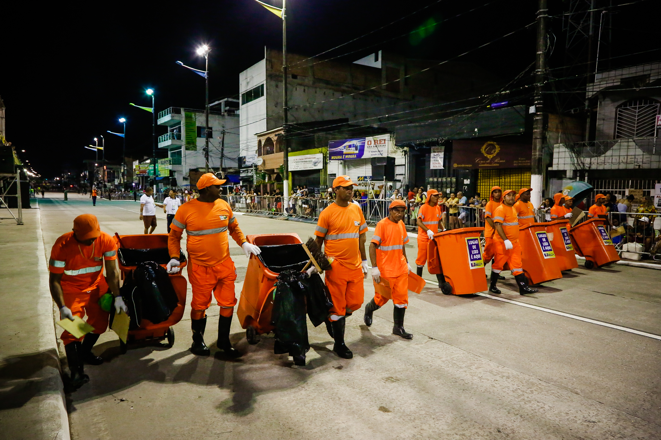 Carnaval 2019: segundo dia de desfile oferece diversos serviços municipais