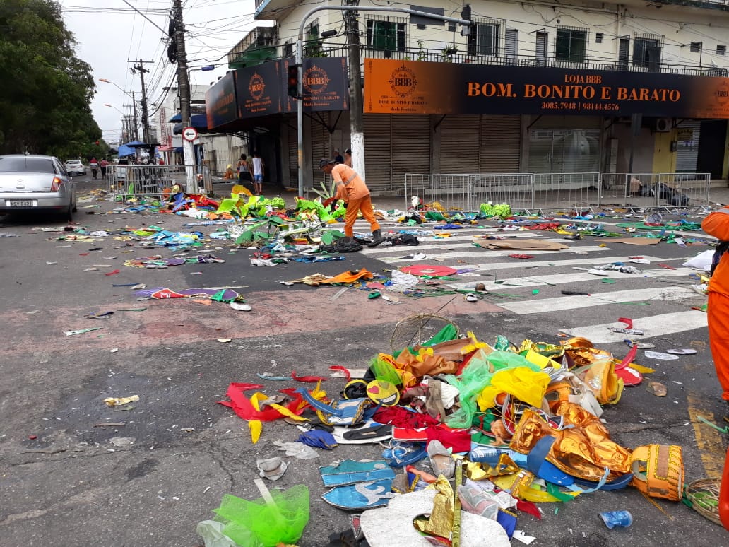 Bloco da Sesan fez a limpeza completa da avenida do samba nos três dias do desfile oficial