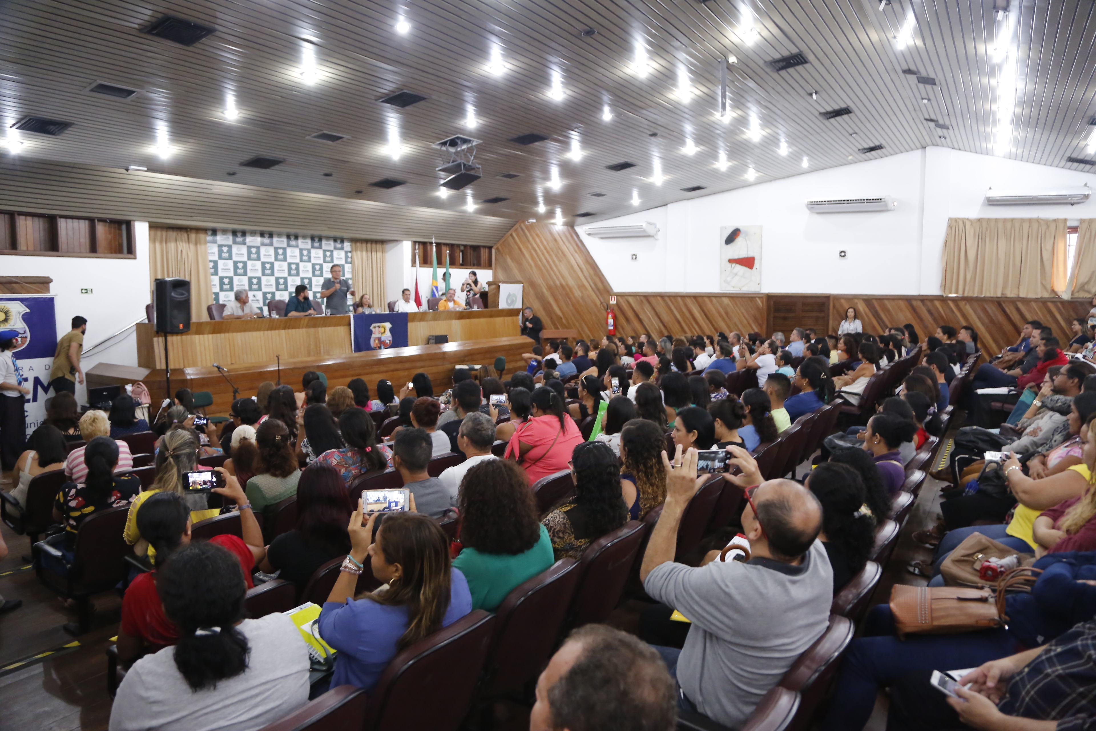 Prefeitura de Belém promove acolhimento de servidores temporários da Semec 