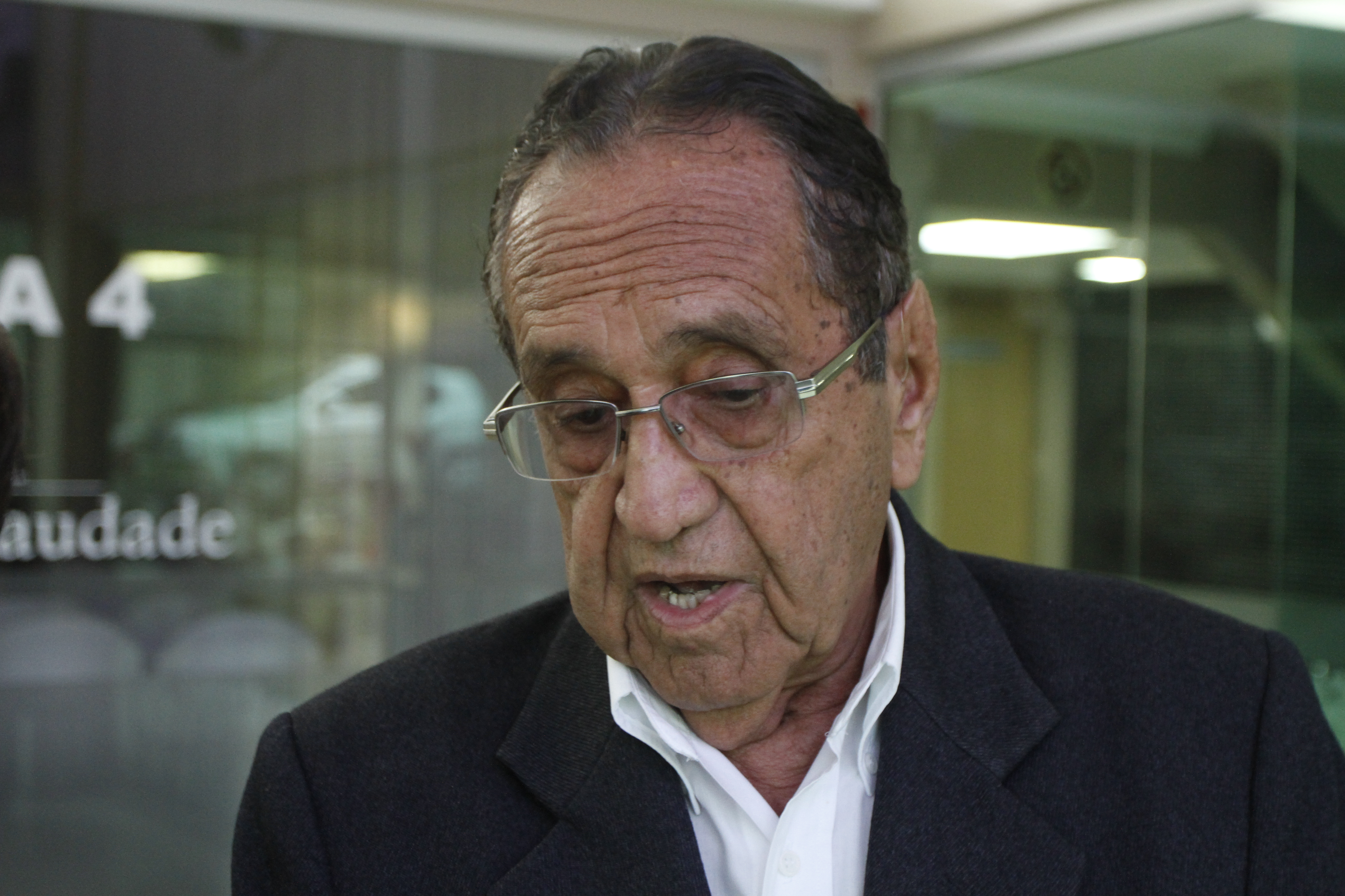 Corpo do ex-prefeito Fernando Coutinho Jorge é velado em Belém