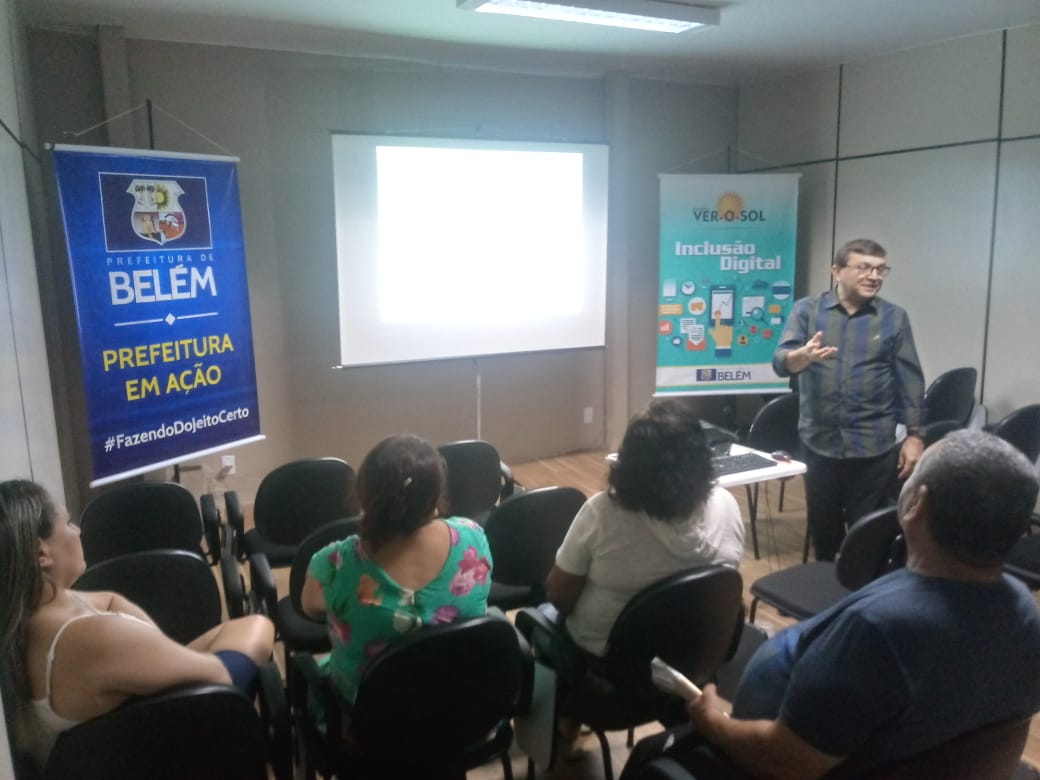 Sala do Empreendedor da Secon capacita comerciantes de Belém