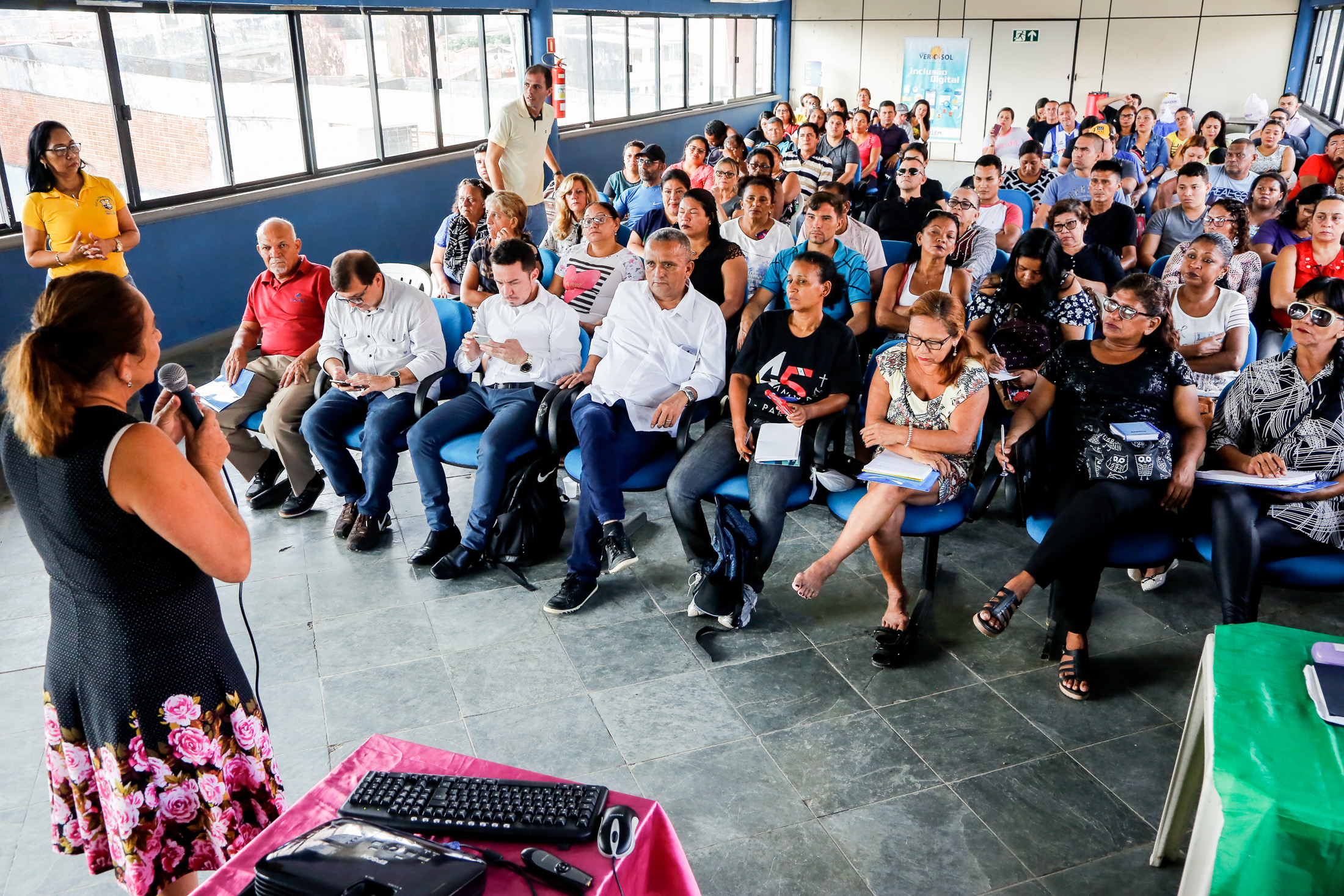 Órgãos da Prefeitura de Belém apresentam cursos e serviços de capacitação para a população  