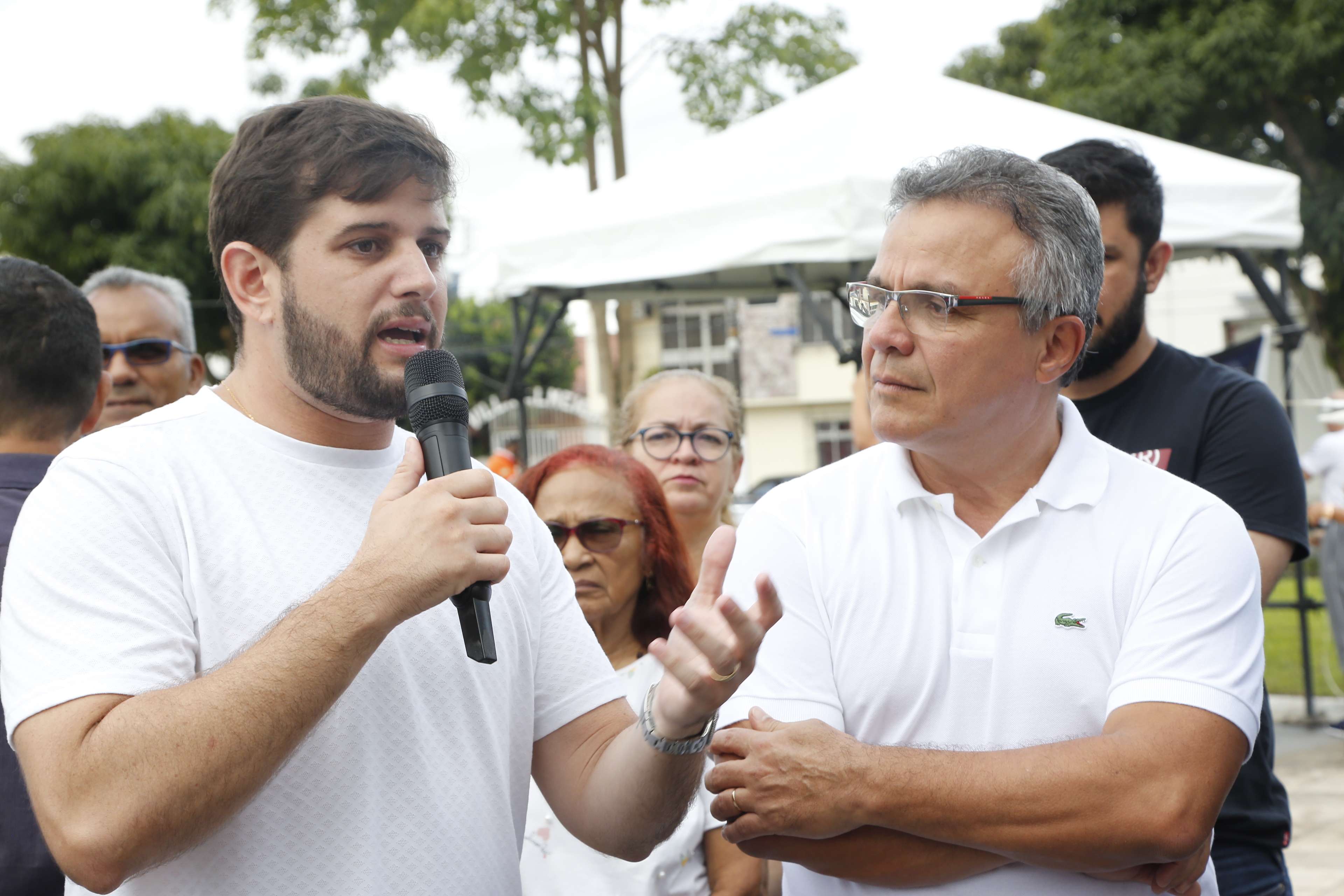 Academia ao Ar Livre da Praça Amazonas é reinaugurada com novos equipamentos