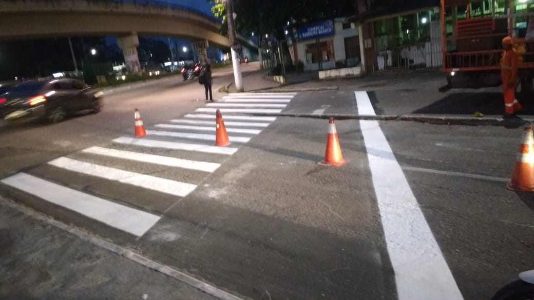 Prefeitura de Belém inicia serviço para melhorar acesso de veículos à Feira da Bandeira Branca