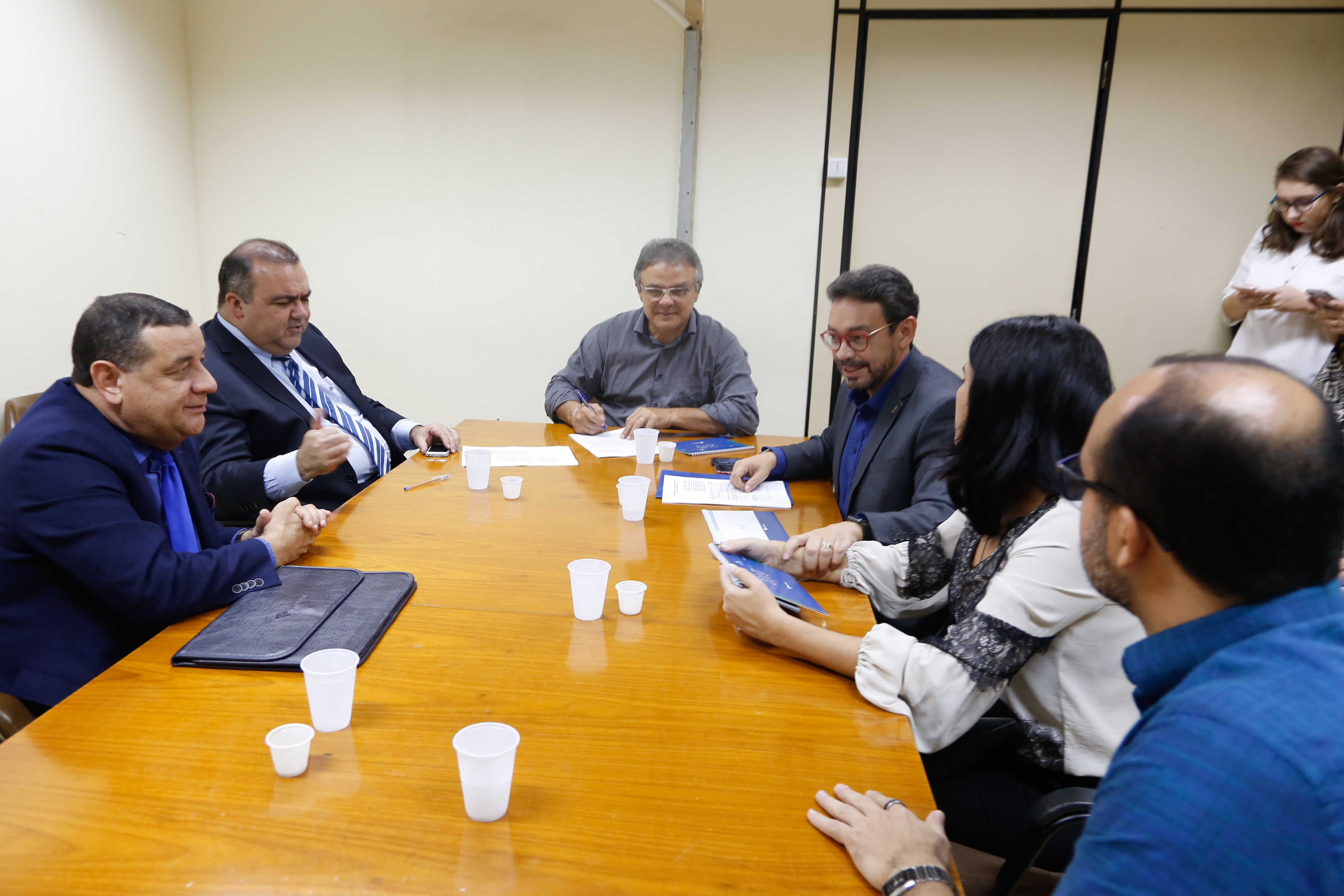 Prefeitura assina convênio entre a Sefin e a Receita Federal