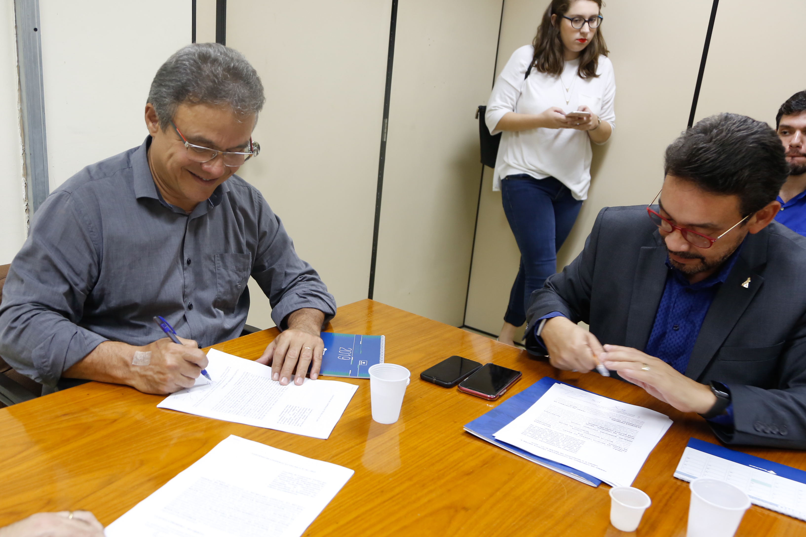 Prefeitura assina convênio entre a Sefin e a Receita Federal