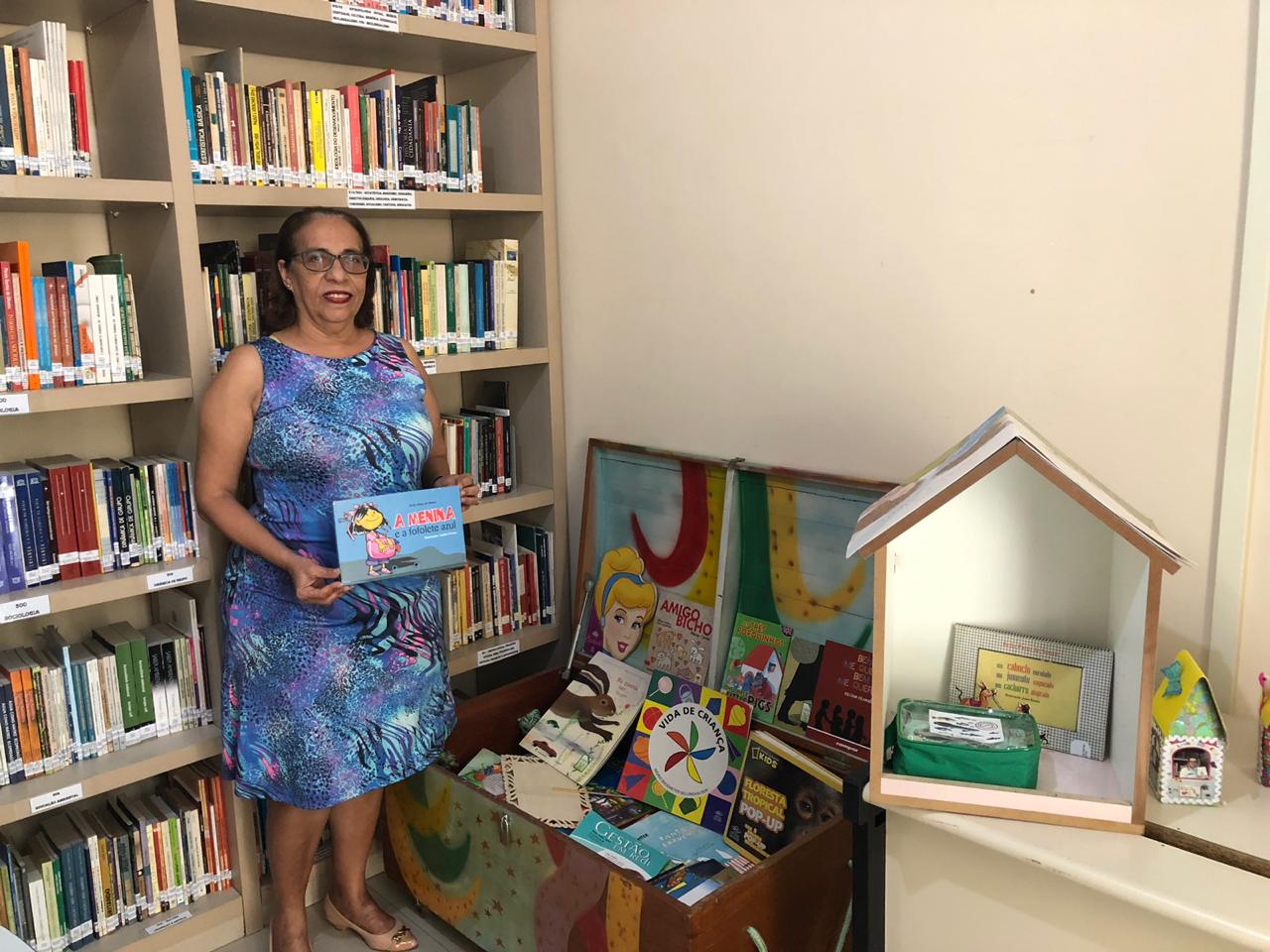 Semec realiza ações de incentivo à leitura para alunos e servidores