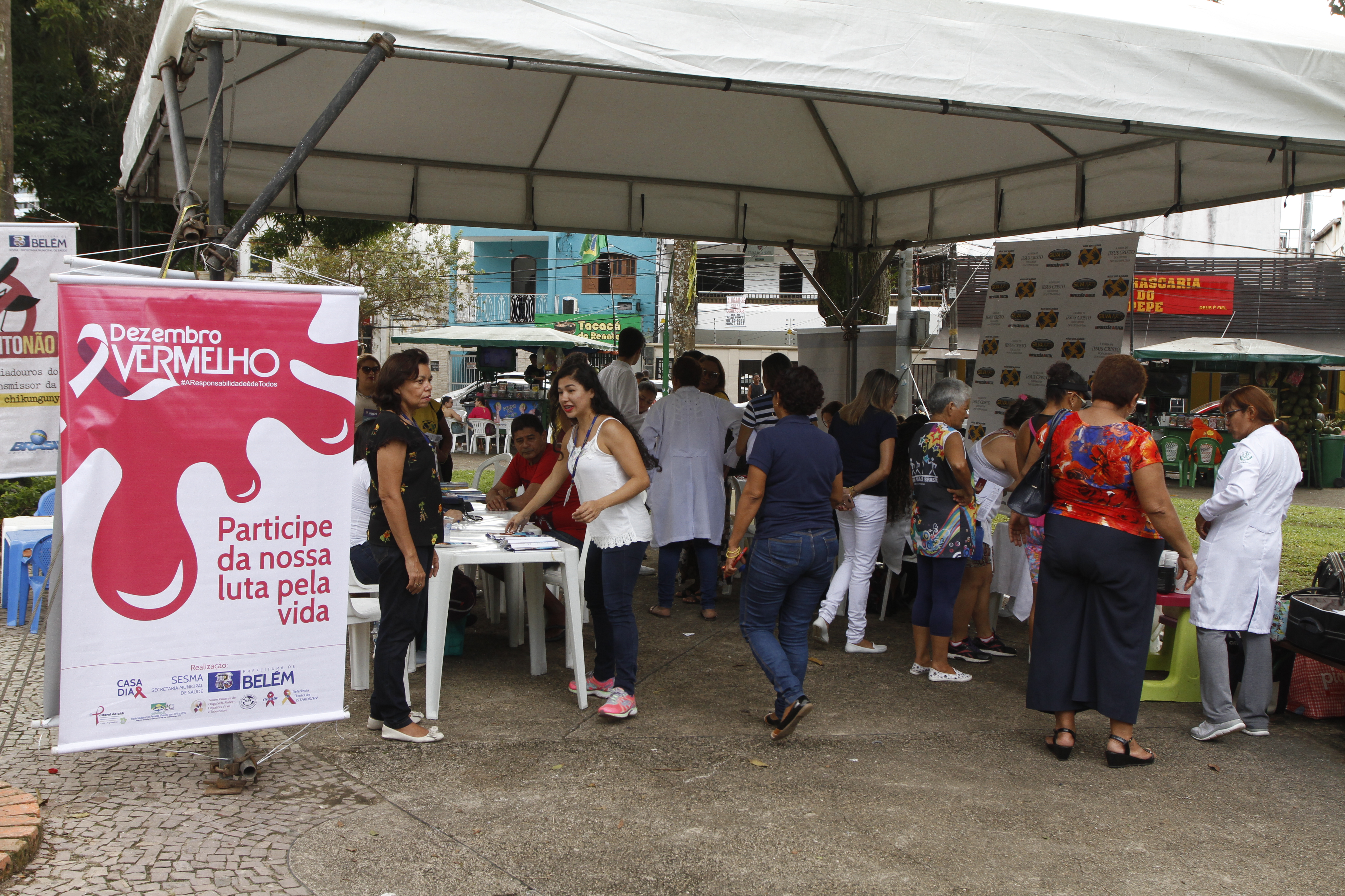 Academia ao Ar Livre é reinaugurada na praça Brasil