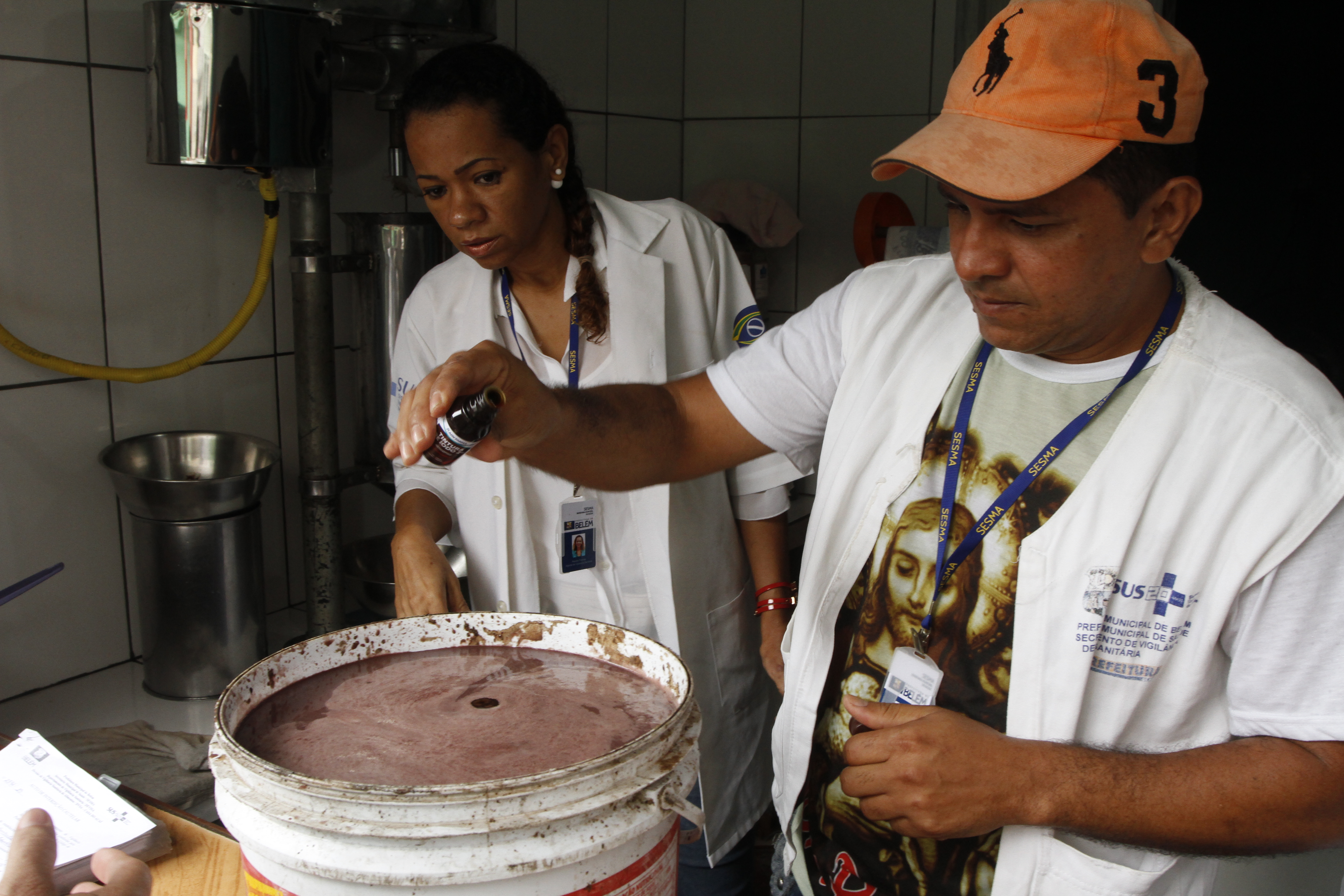 Vigilância Sanitária interdita pontos de venda com açaí adulterado